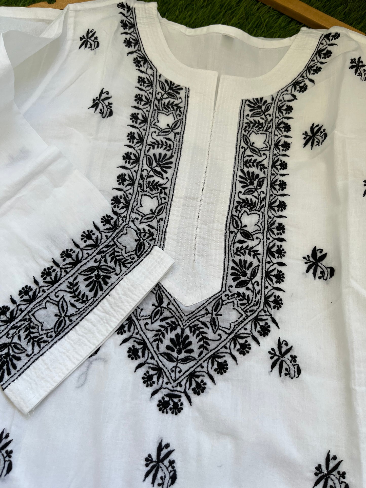 Cotton chikankari kurta dupatta
