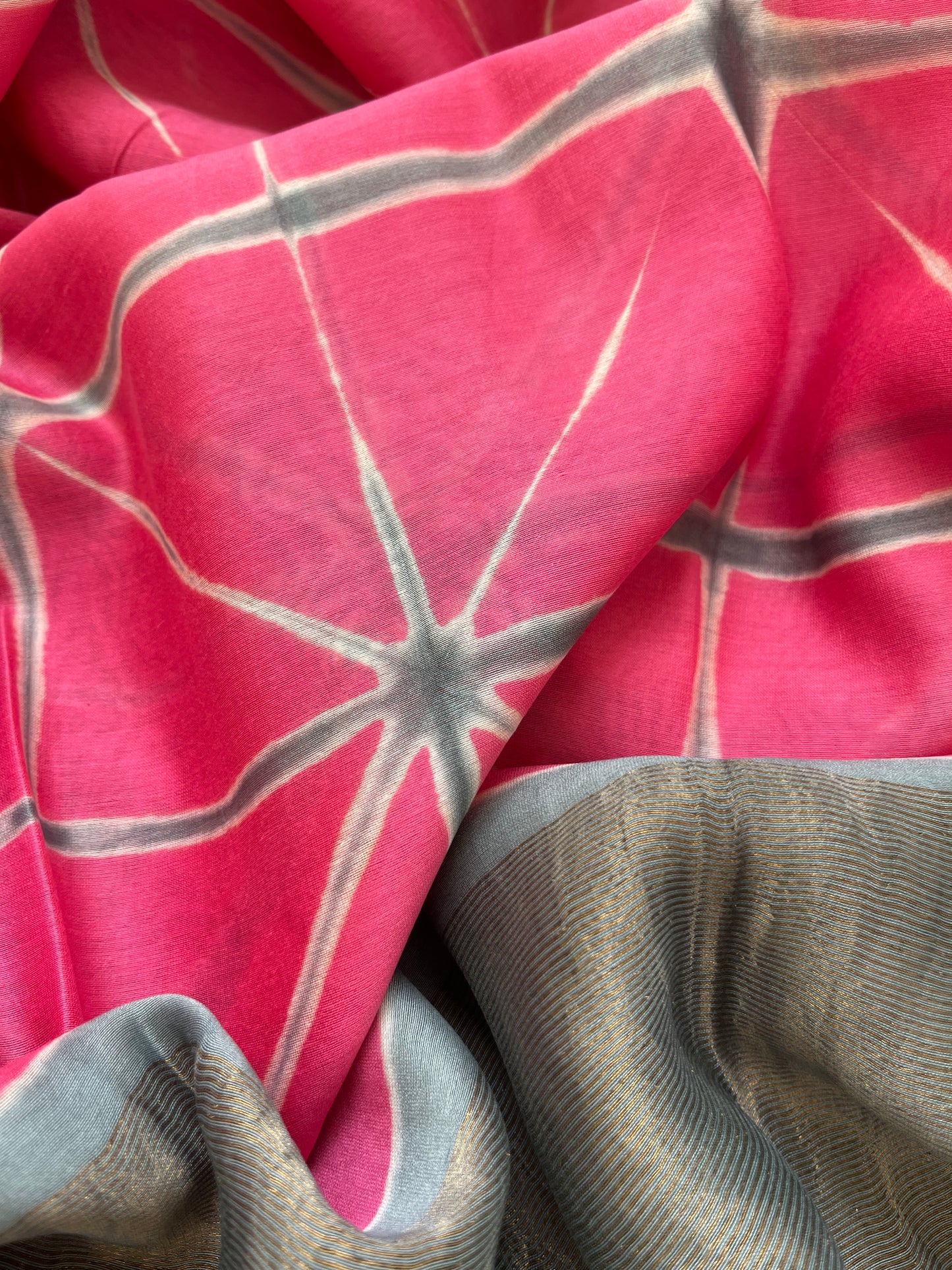 Chanderi Clamp Dye dupatta with plain fabric