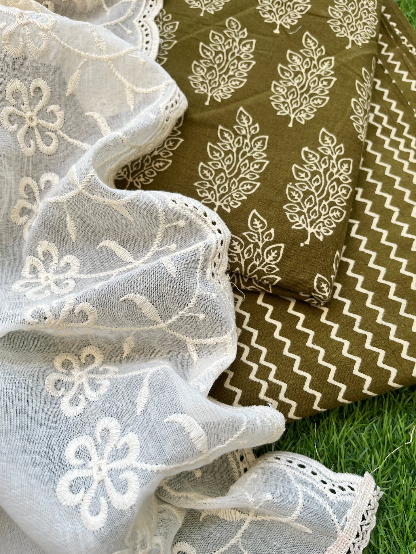 Kurta Bottom scalloped Dupatta