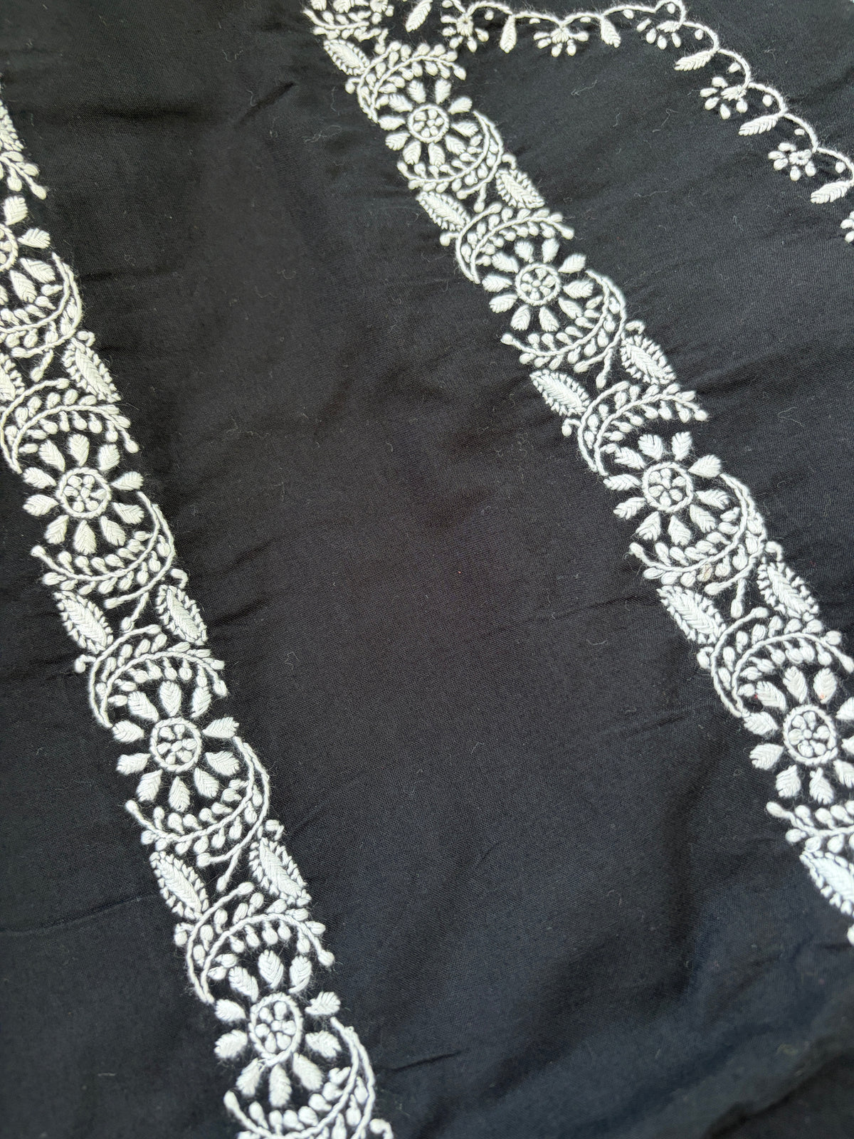 Cotton chikankari kurta dupatta