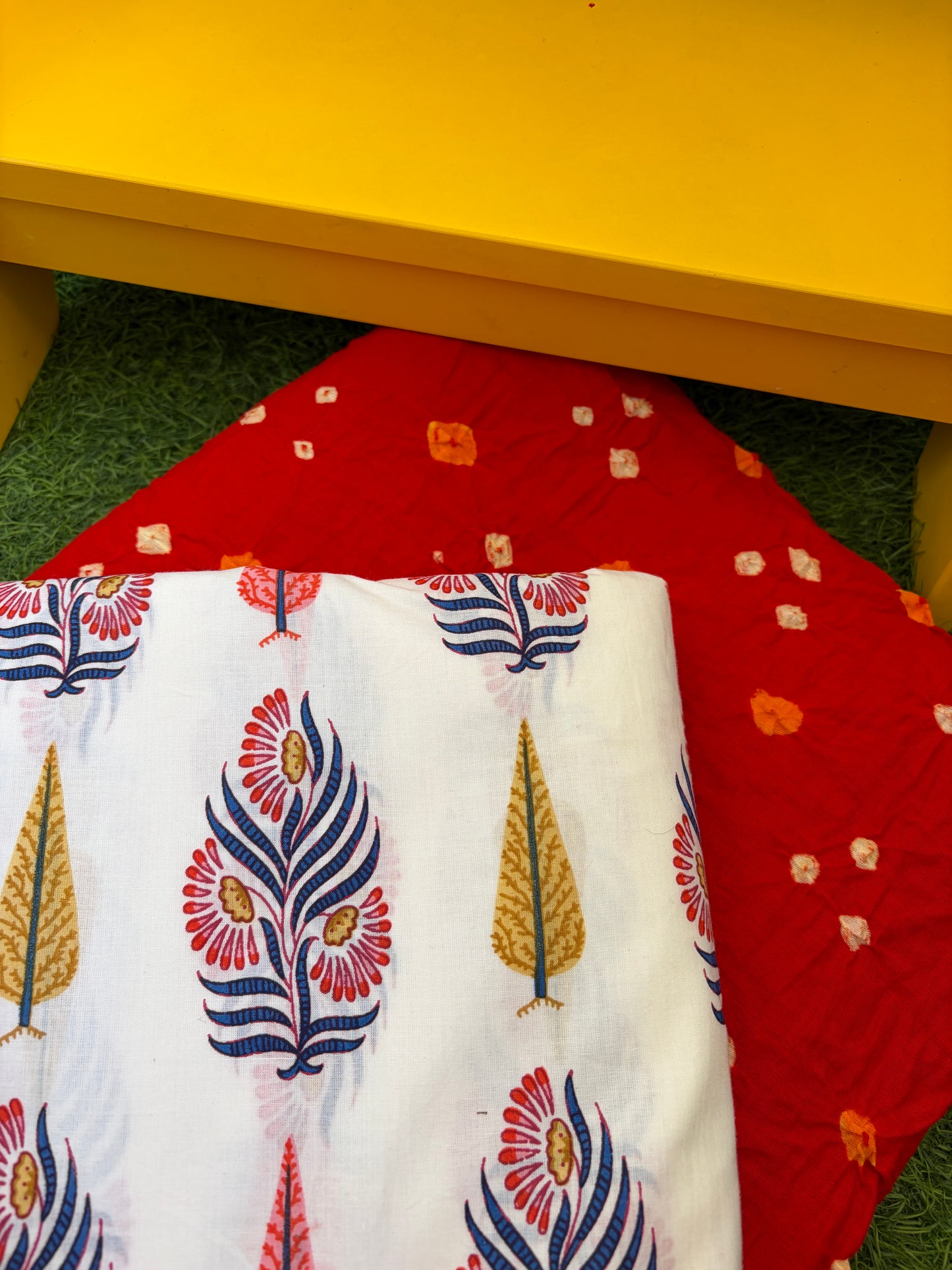 Cotton bandhani and print set