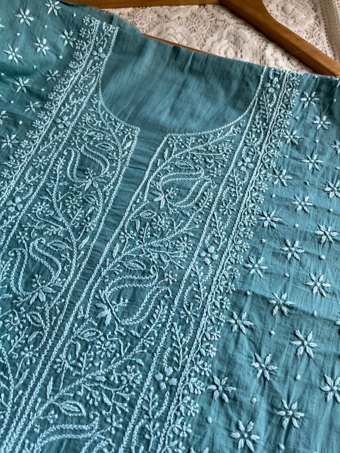 Cotton chikankari kurta kota doria dupatta