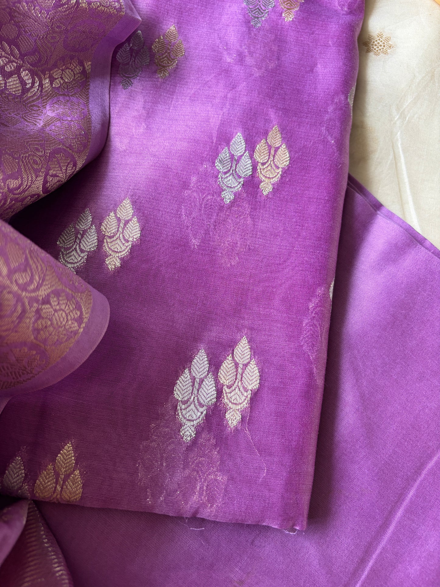 त्योहार् -Banarasi chanderi dupatta kurta