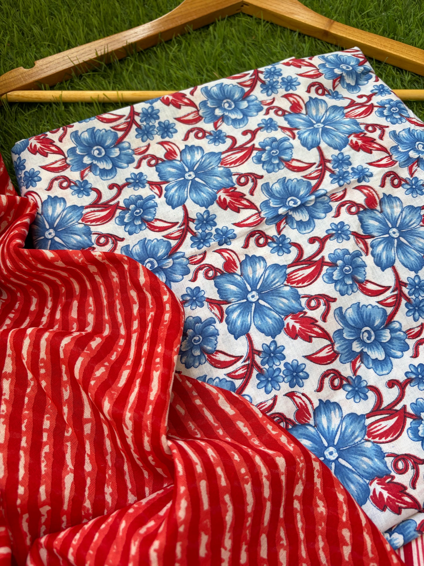 Cotton leheriya and block print set