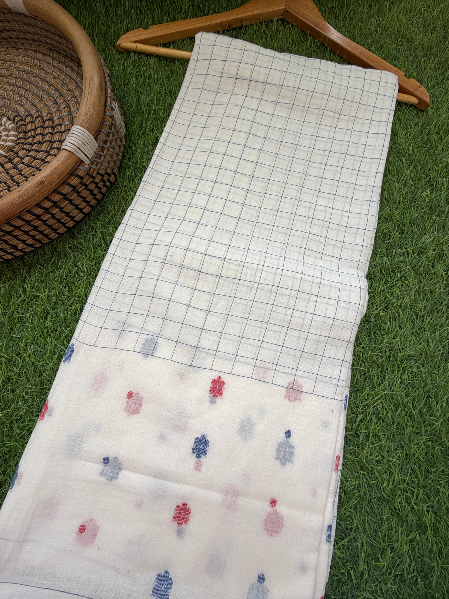 Jaamdani mul fabric