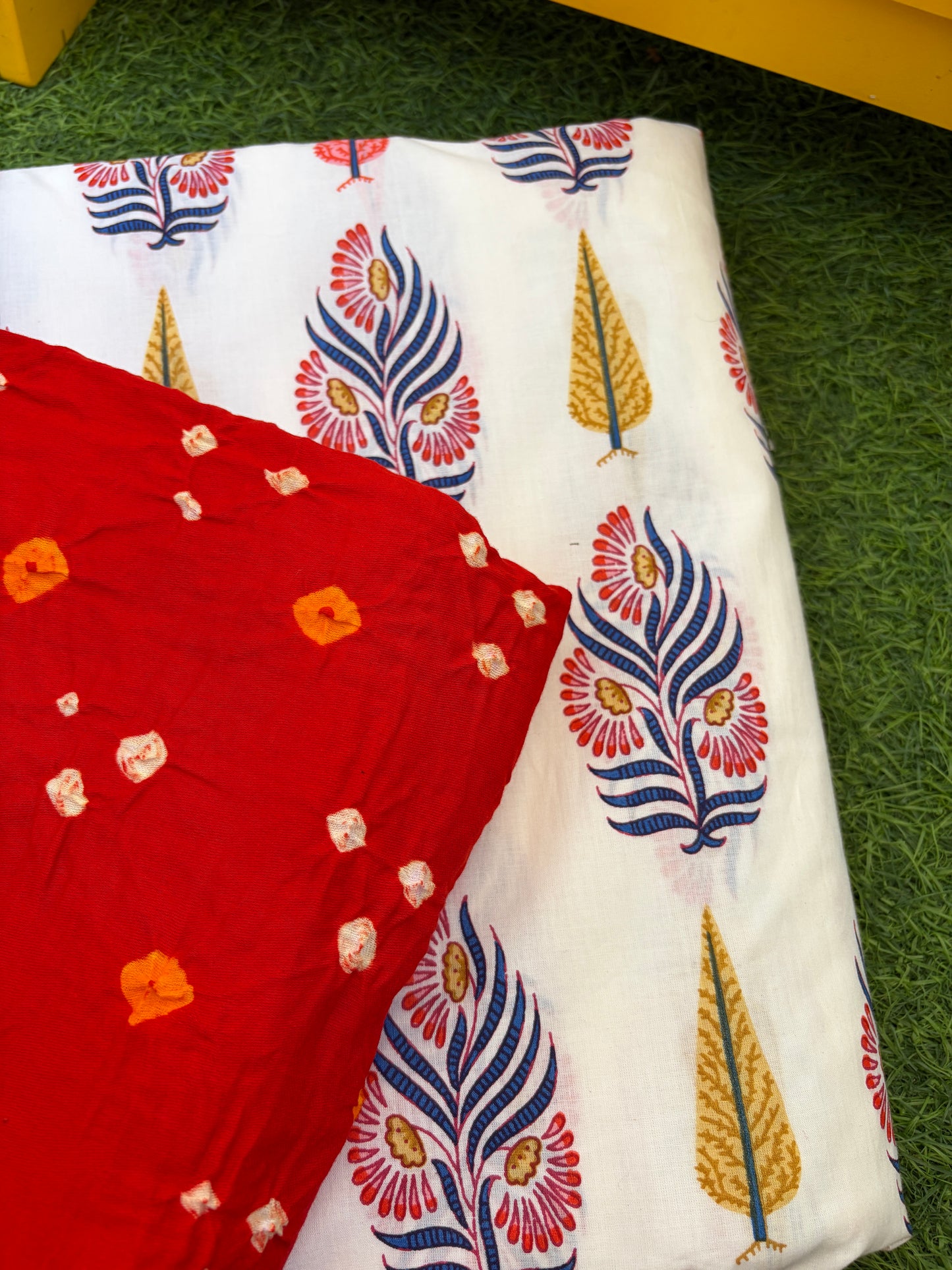 Cotton bandhani and print set