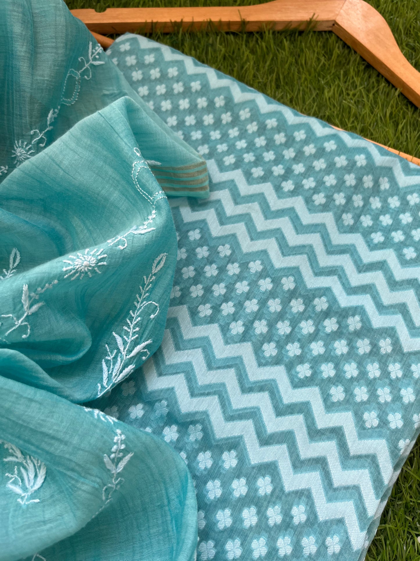 Jaamdani kurta chikankari dupatta