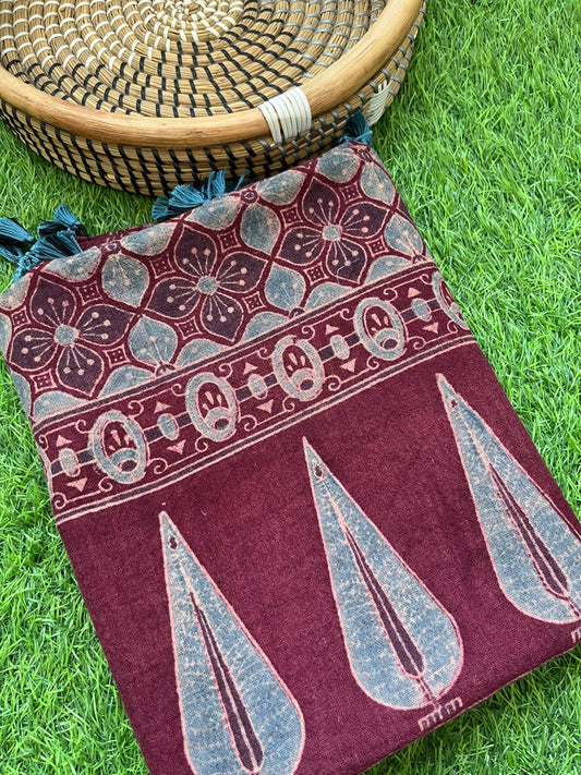 Handwoven ajrakh shawl