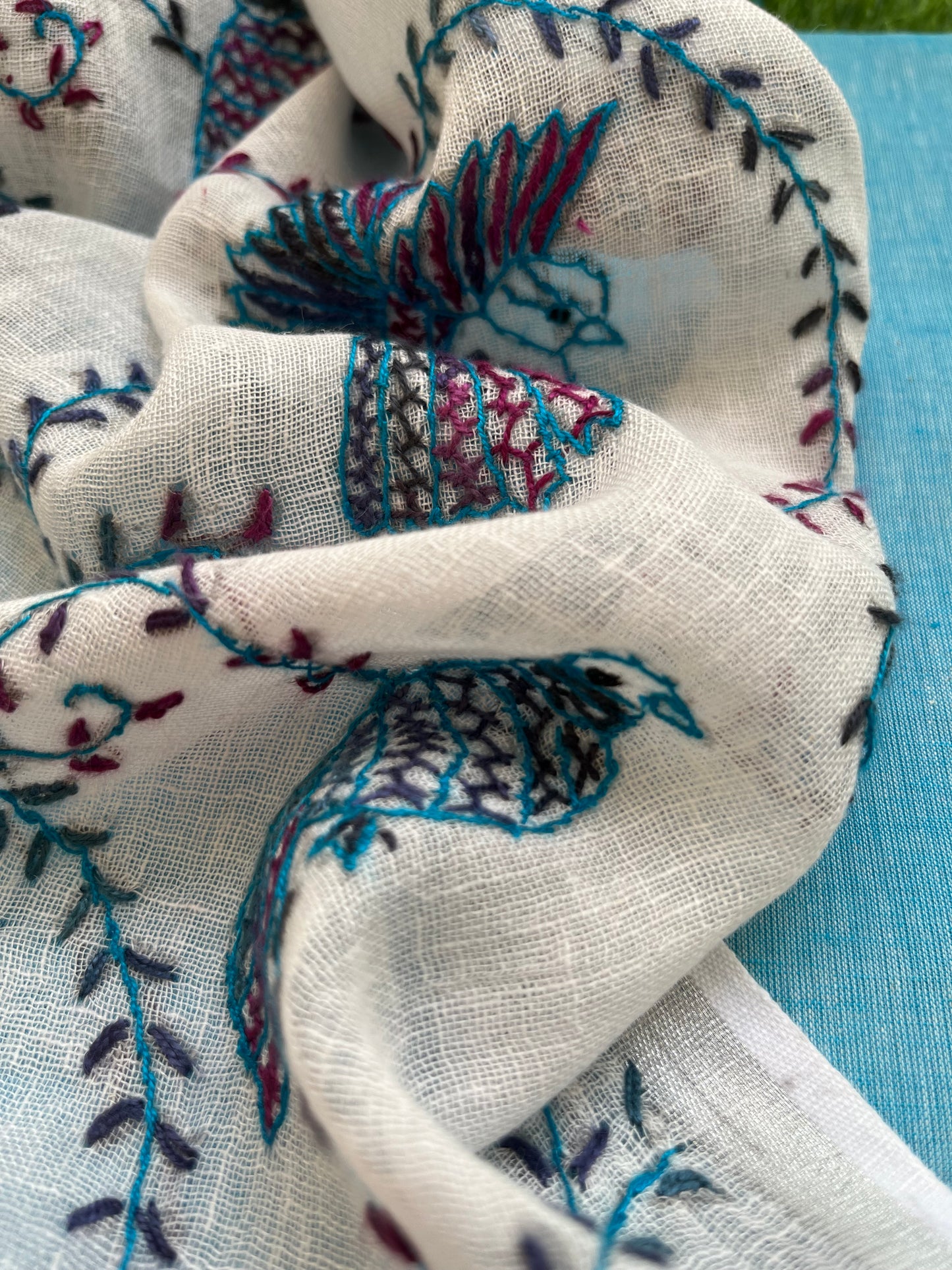 Linen sozni Dupatta set