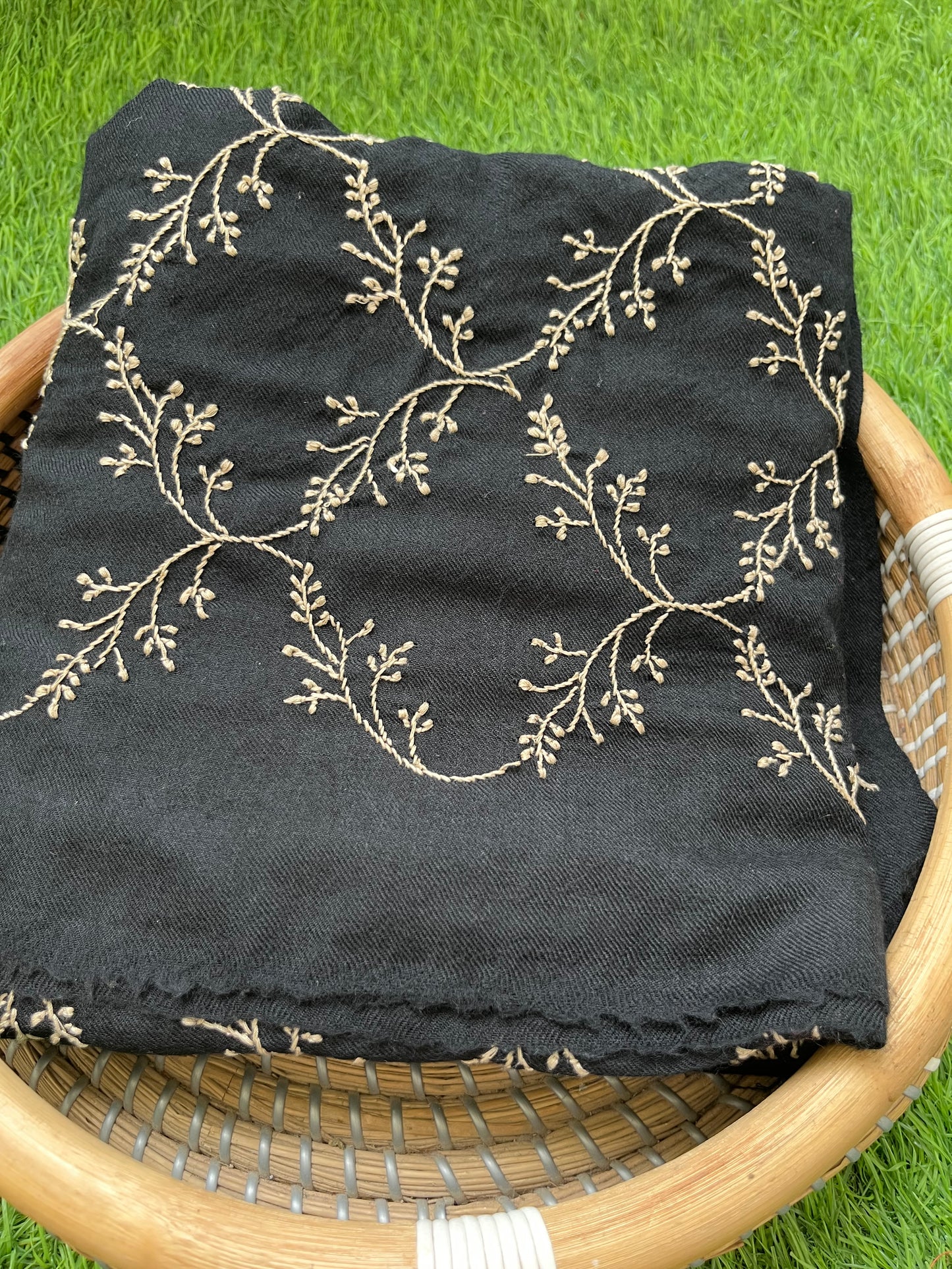 Pure wool chikankari shawl