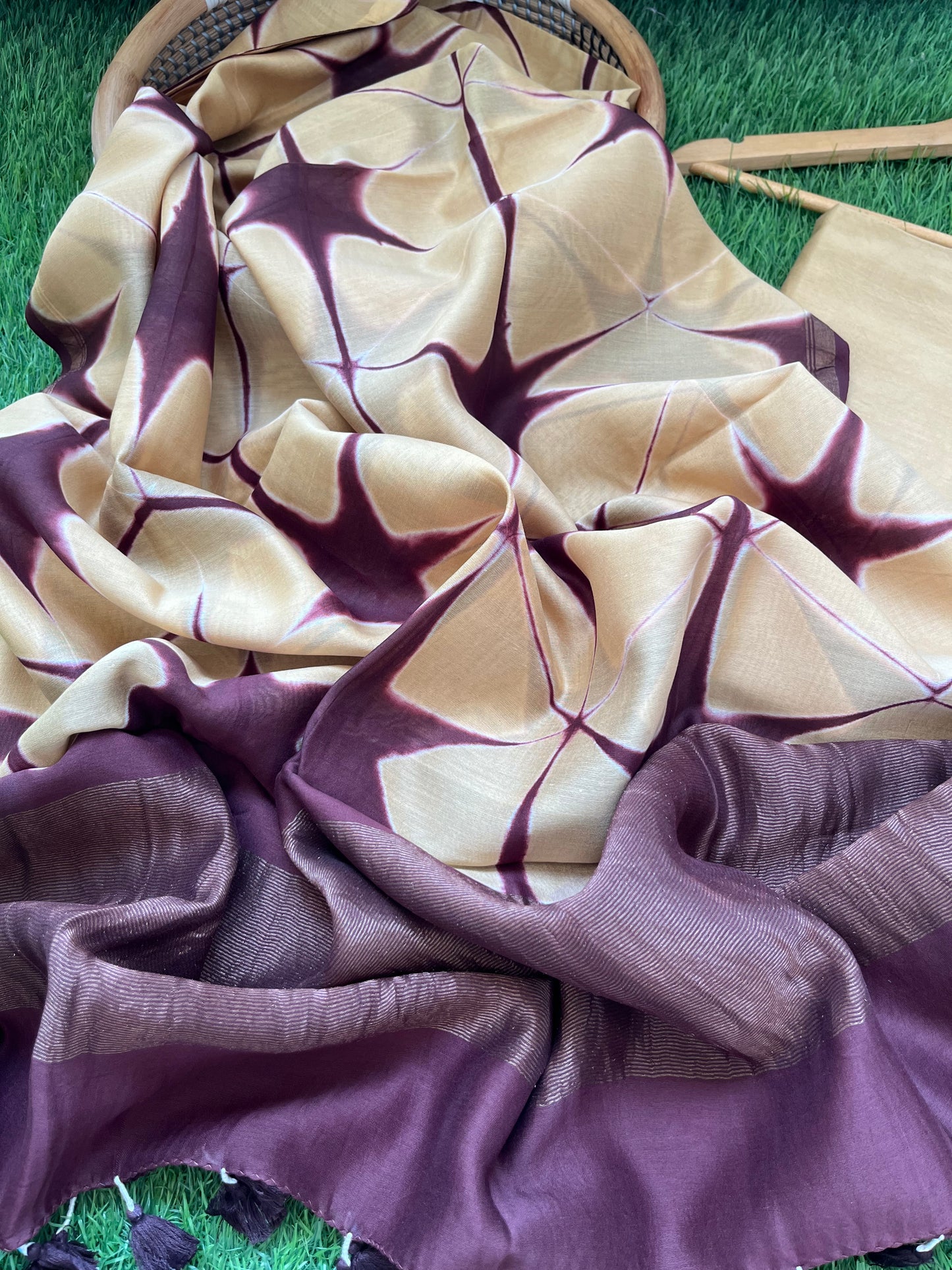 Chanderi Clamp Dye dupatta with plain fabric