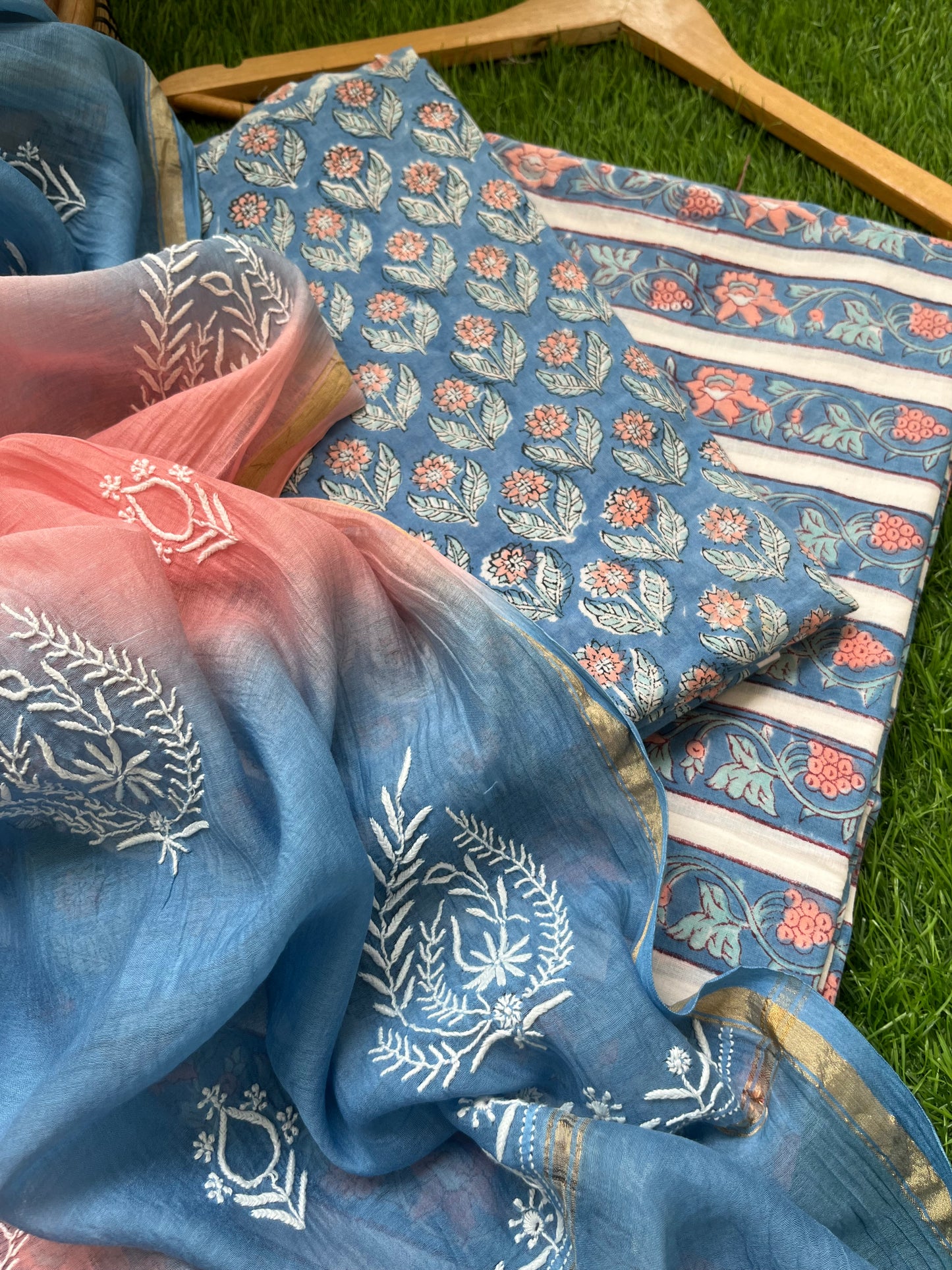 रोज़ाना  :Chanderi Chikankari Dupatta with cotton kurta bottom Fabric