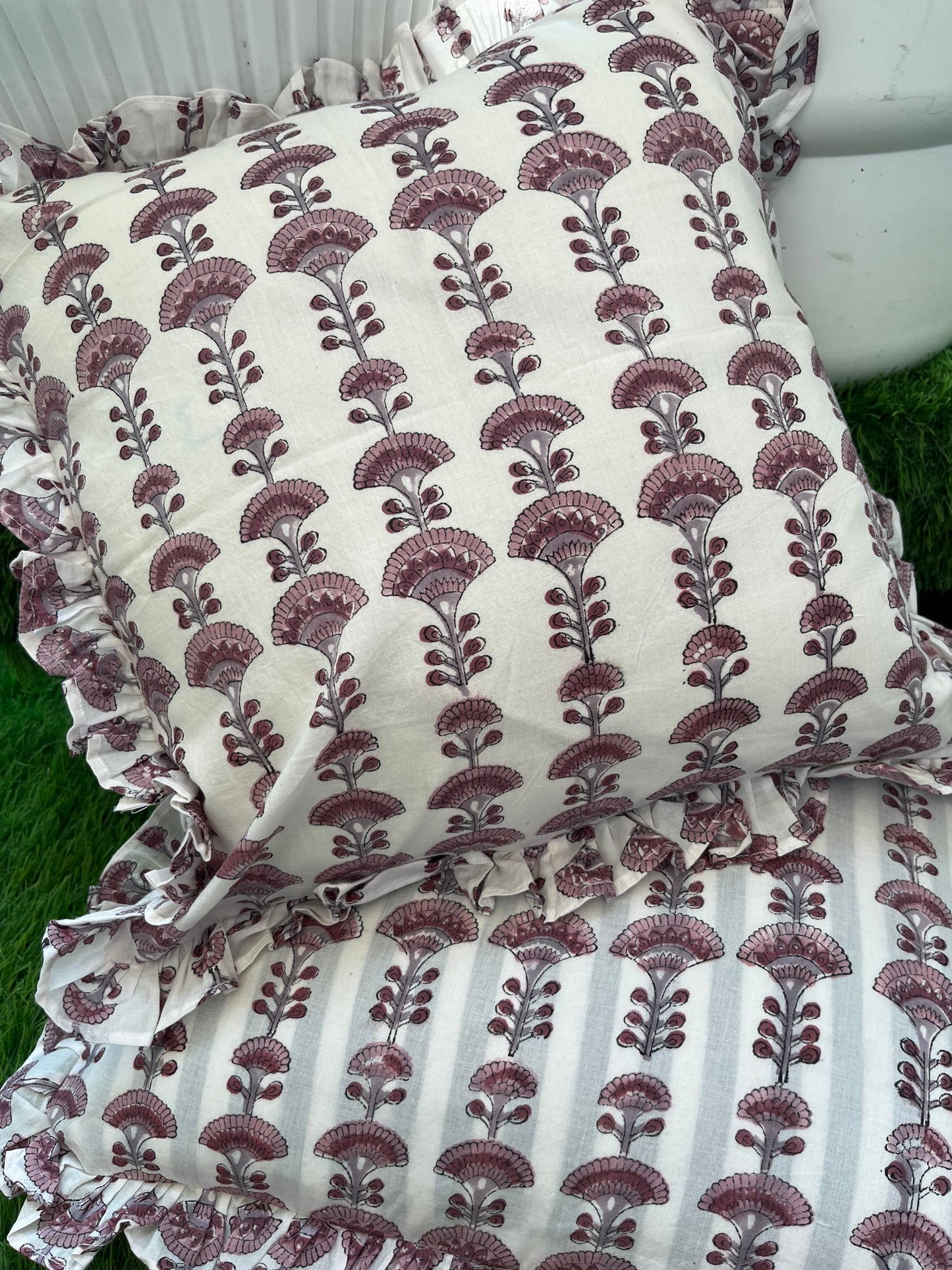 Cotton block print cushion cover