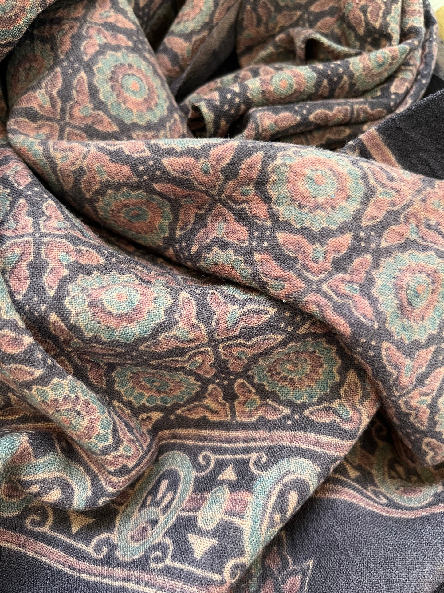 Handwoven ajrakh shawl