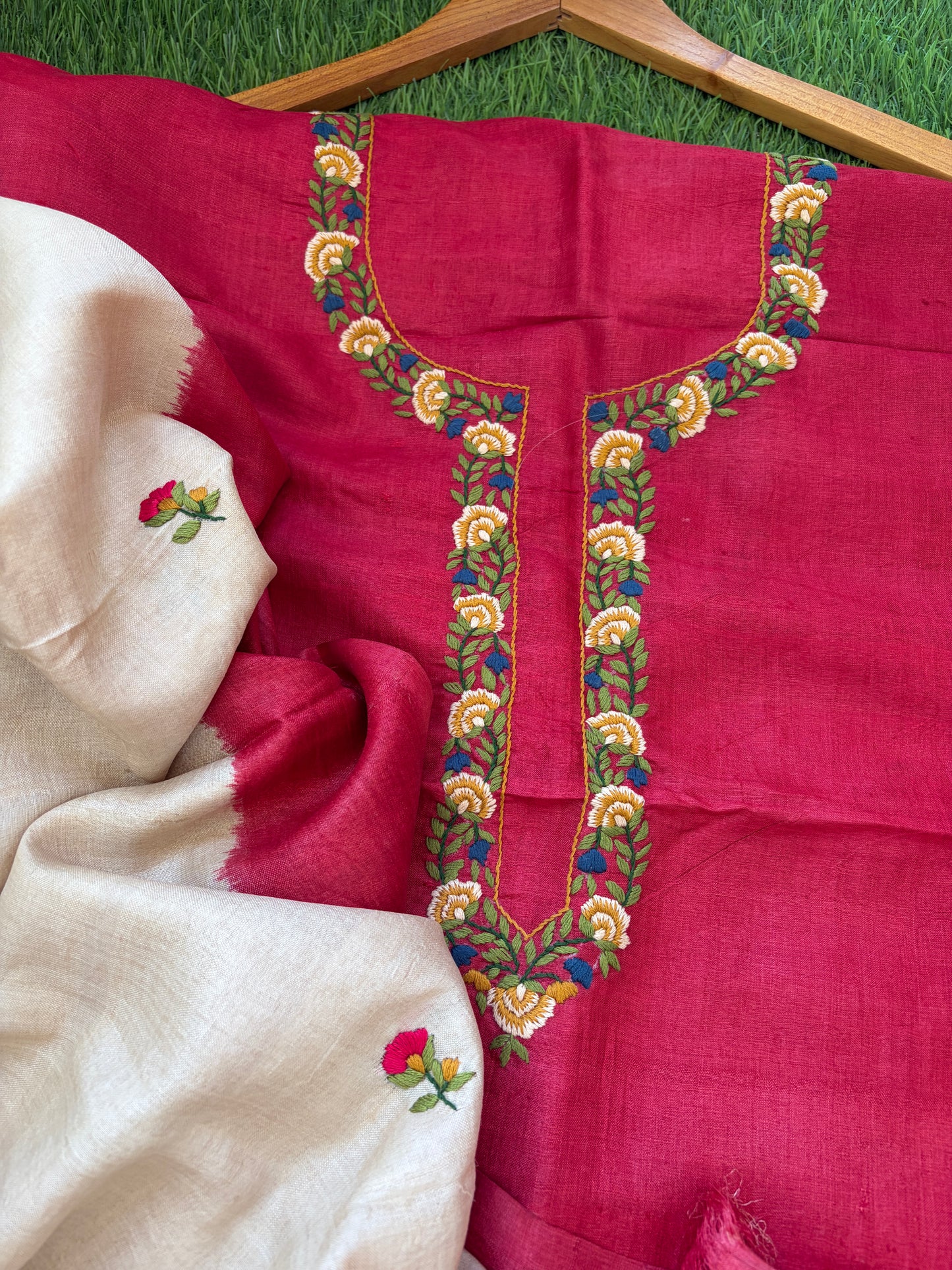 Hand embroidered tussar kurta dupatta