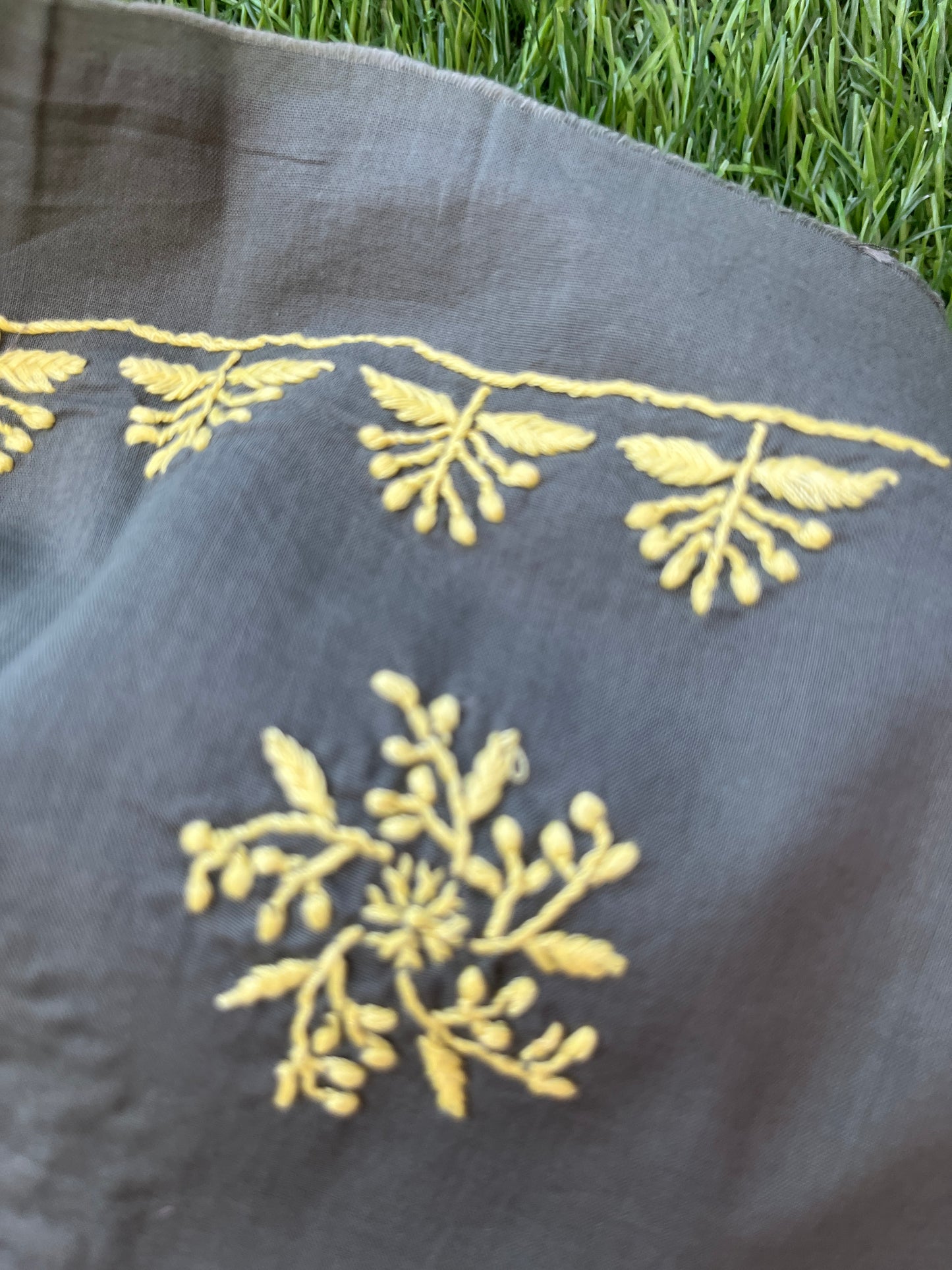 Cotton Chikankari kurta with chinon bandhani dupatta