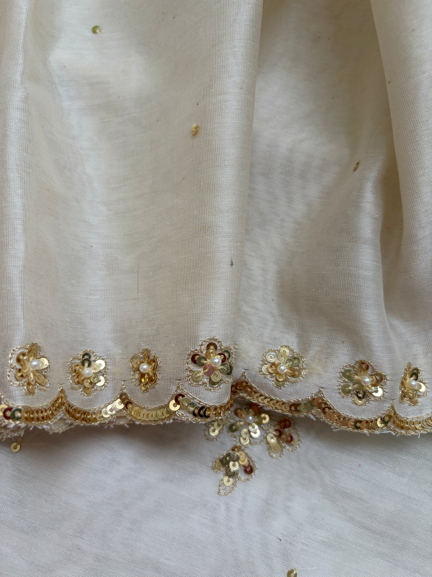 Hand embroidered chanderi kurta dupatta