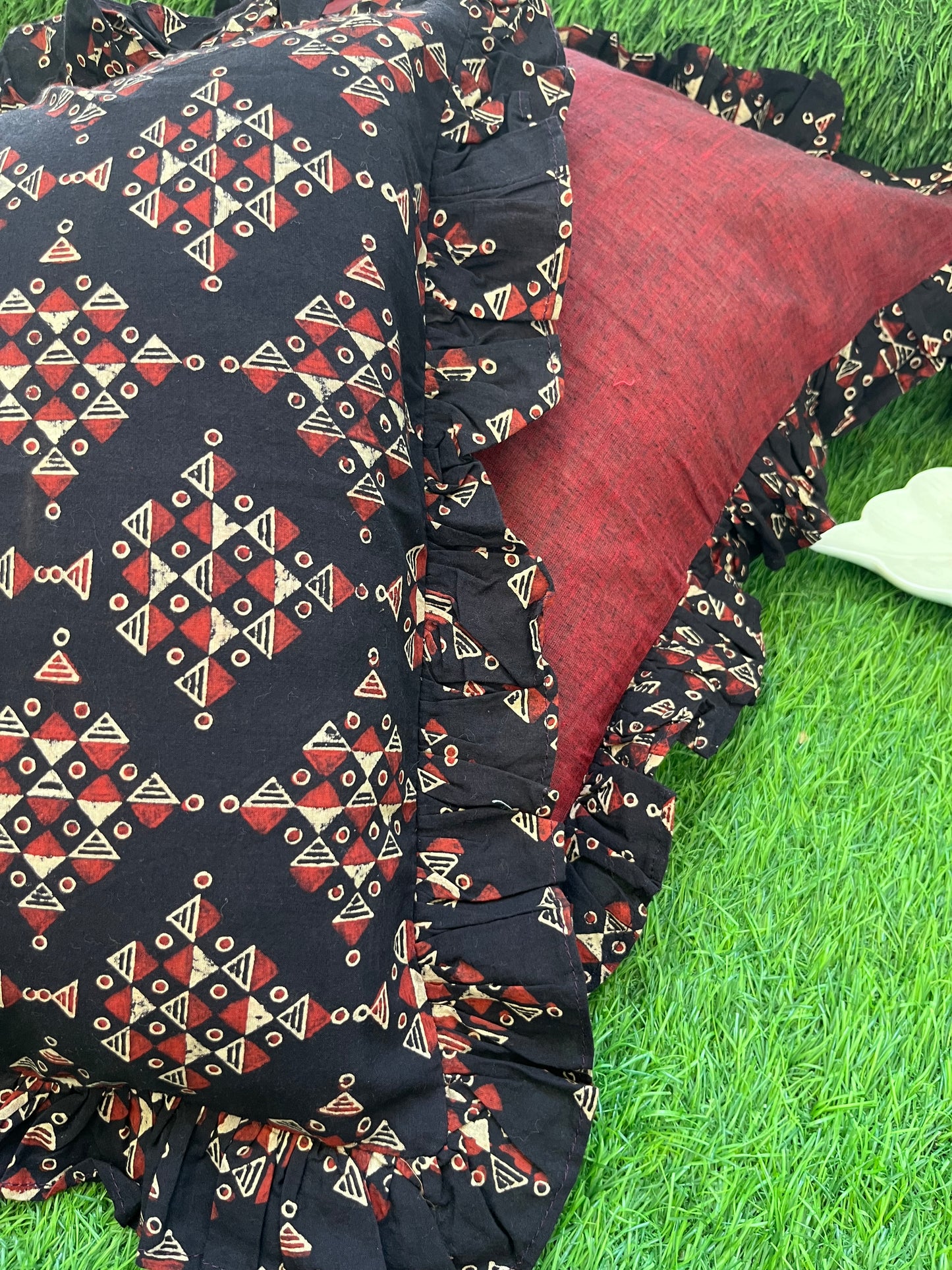 Cotton block print cushion cover set