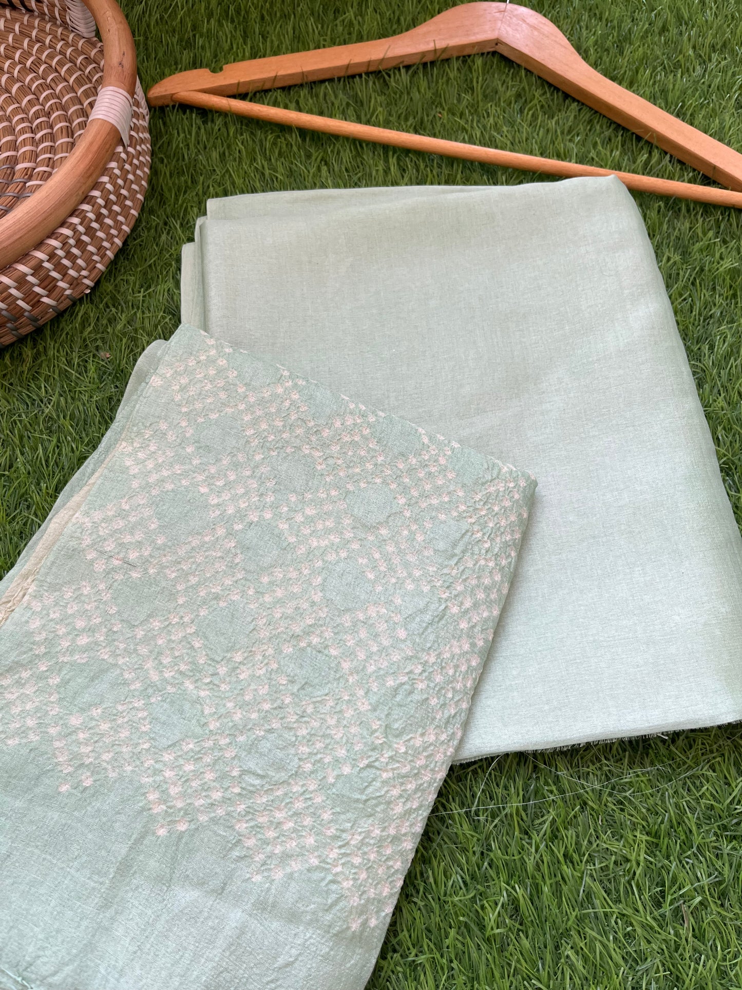 Tussar silk Bandhani dupatta plain kurta