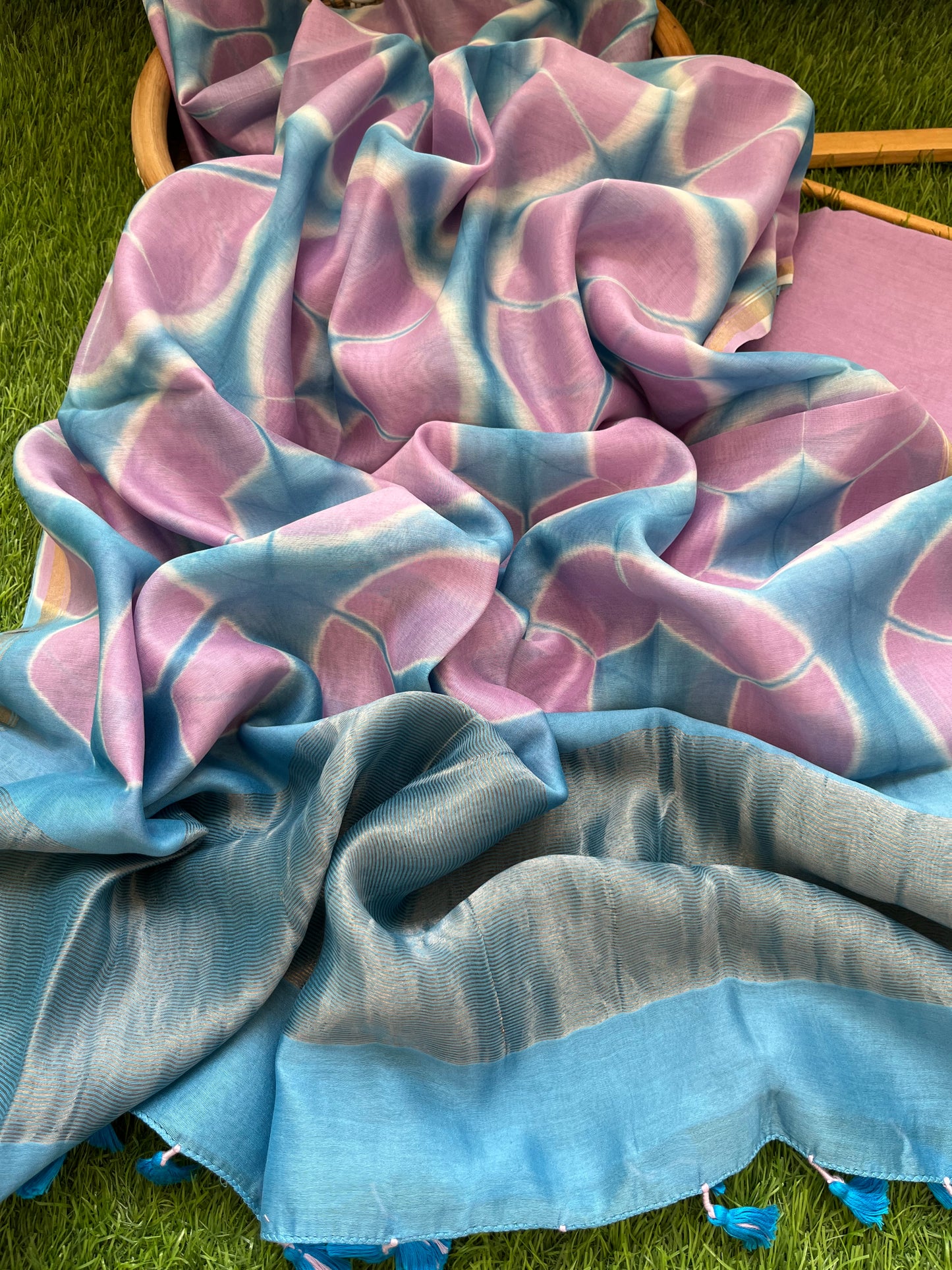 Chanderi Clamp Dye dupatta with plain fabric