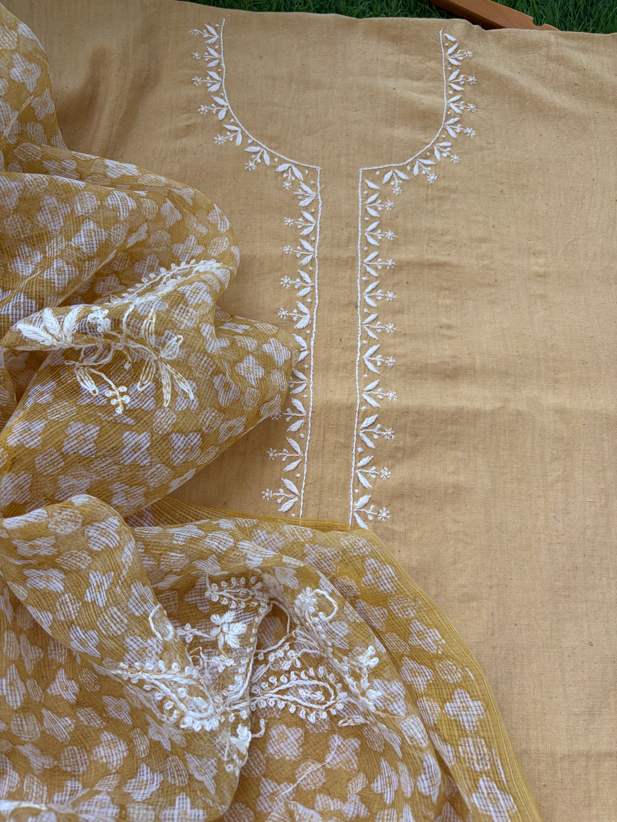 Handwoven khadi Cotton kurta mul chikankari dupatta