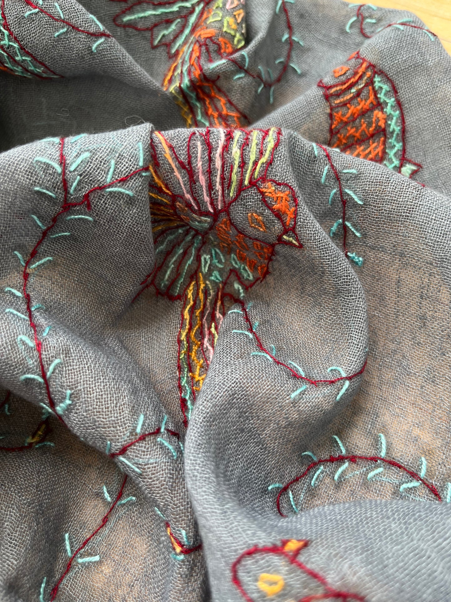 Linen sozni kaam dupatta paired with cotton kurta fabric