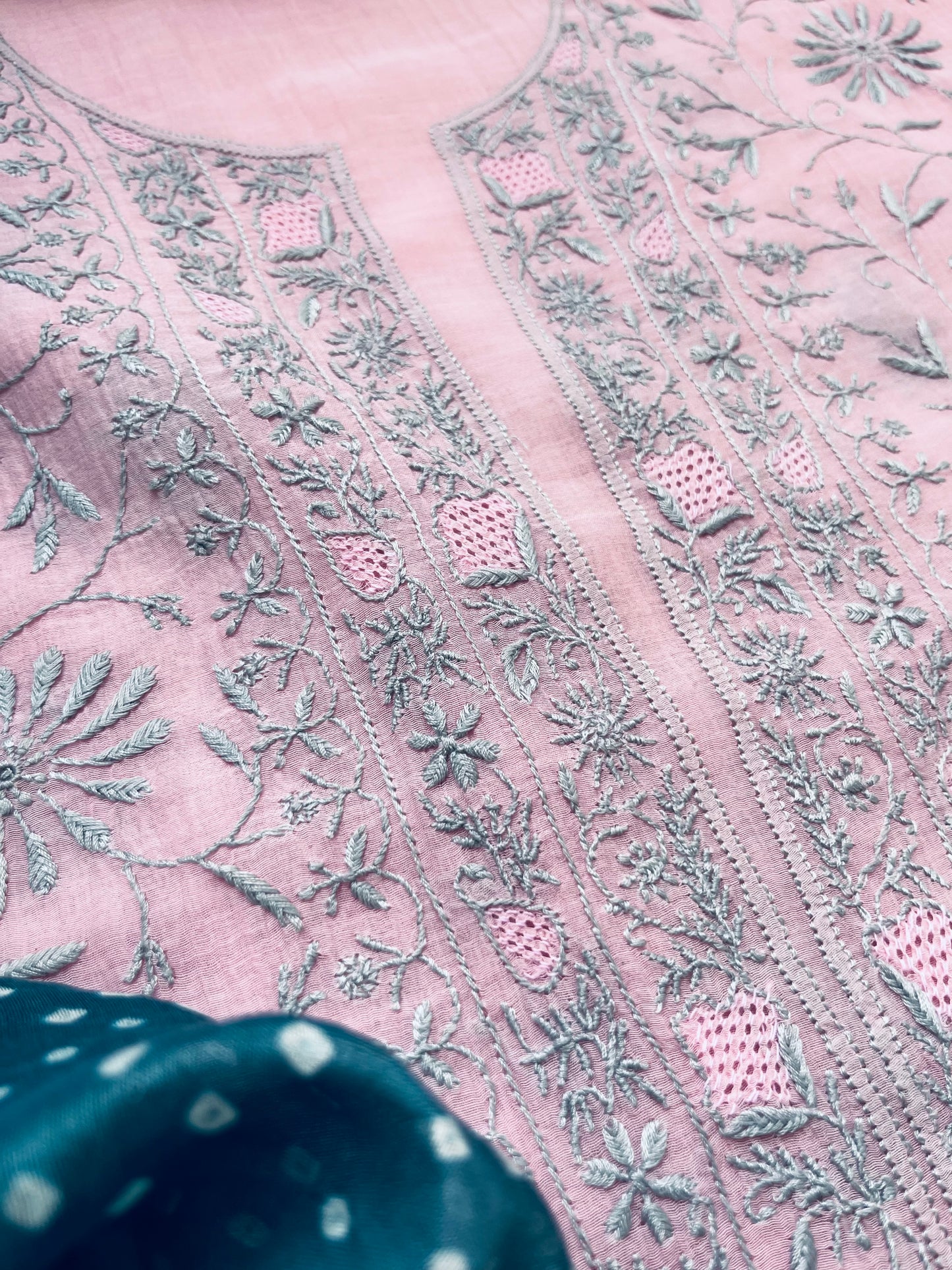 Bandhani Dupatta chanderi Chikankari Kurta