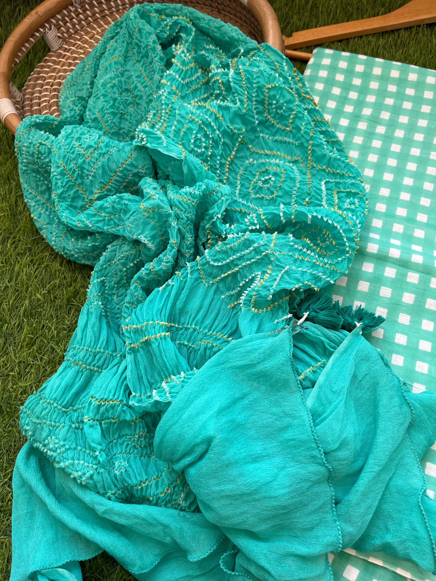 Cotton kurta bottom pure chinon bandhani dupatta