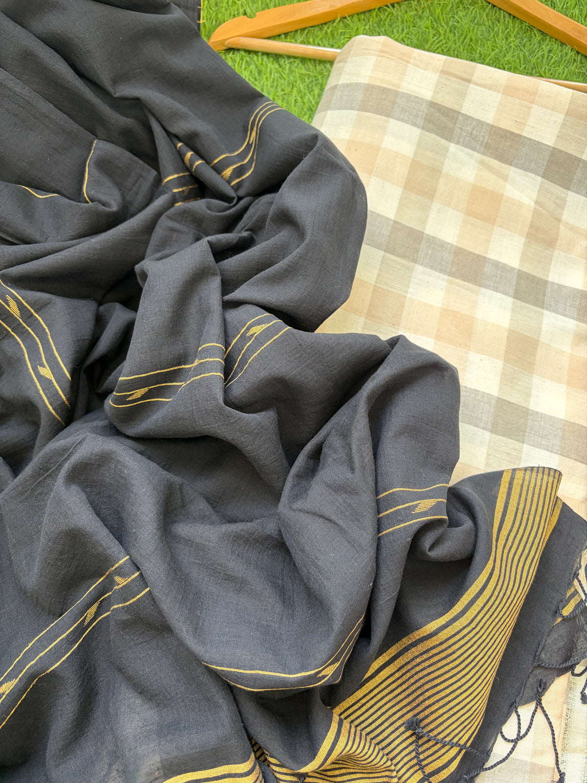 Jaamdani Mul dupatta khadi kurta Bottom