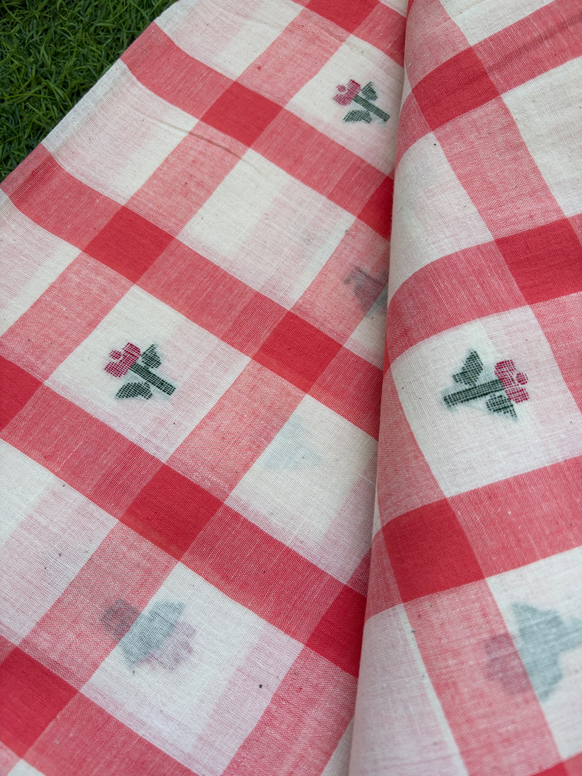 Jaamdani mul fabric