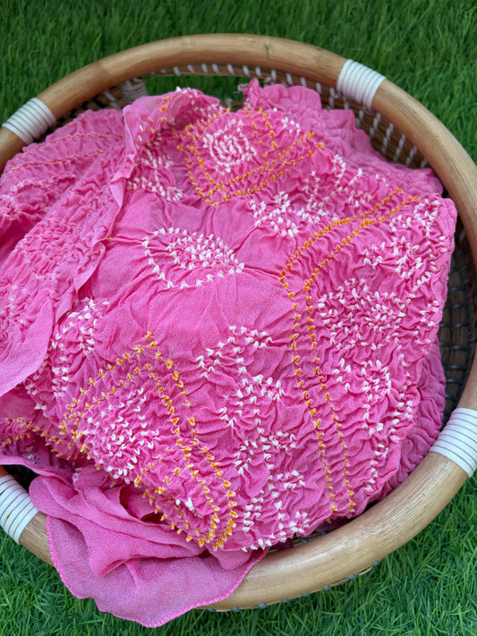 Bandhani chinon Dupatta