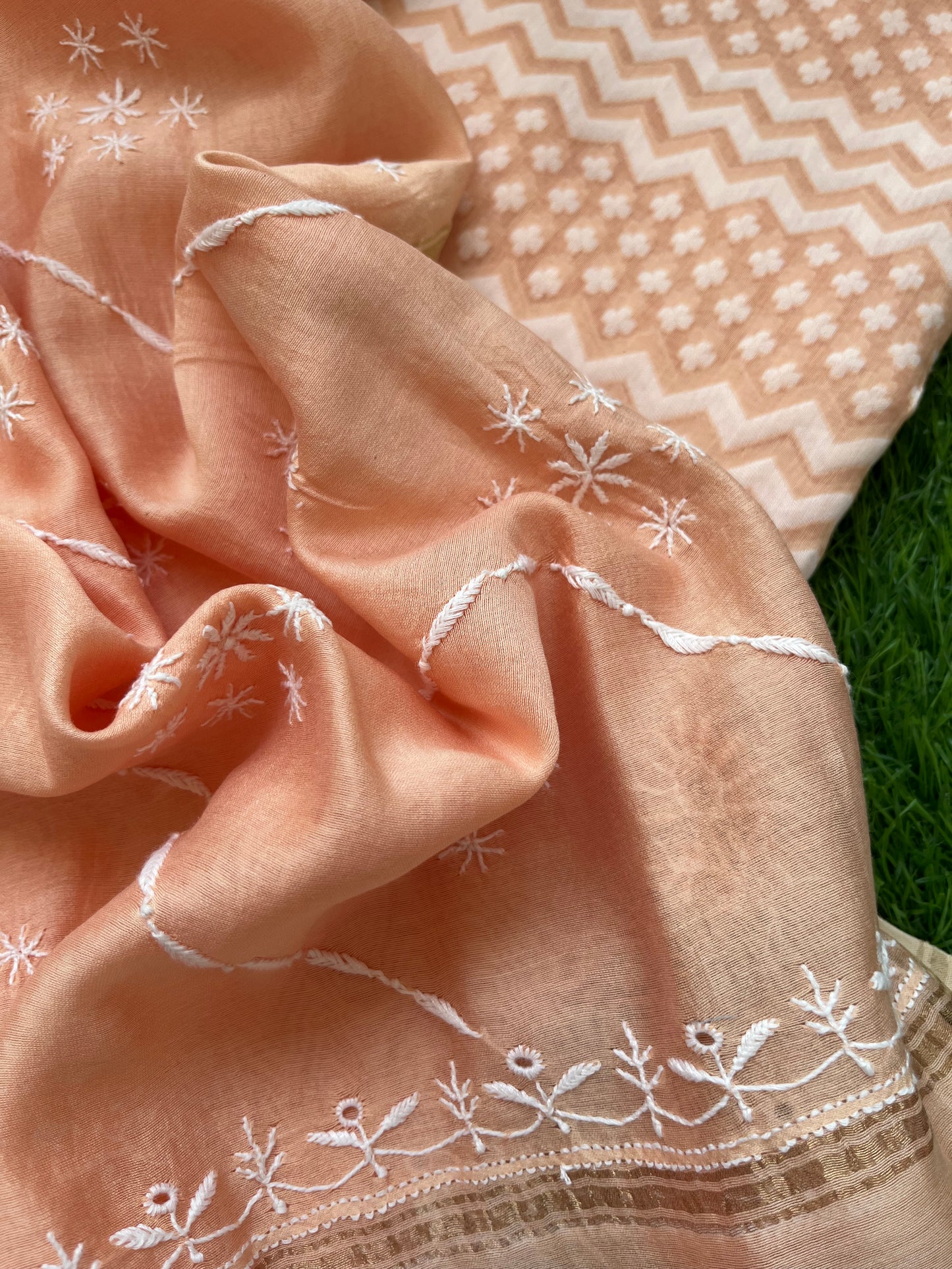 Jaamdani kurta chikankari dupatta