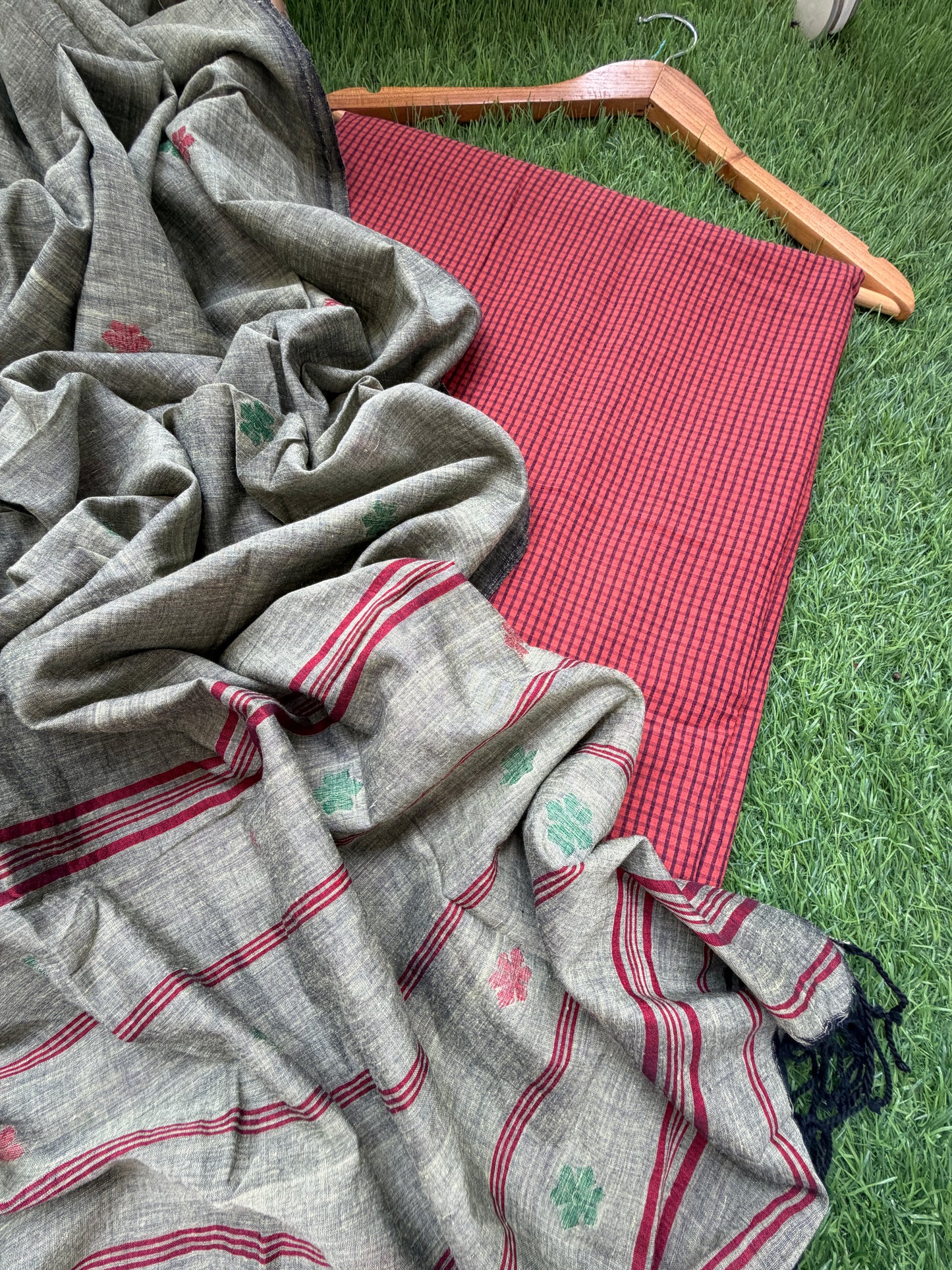 Jaamdani Mul dupatta khadi kurta Bottom