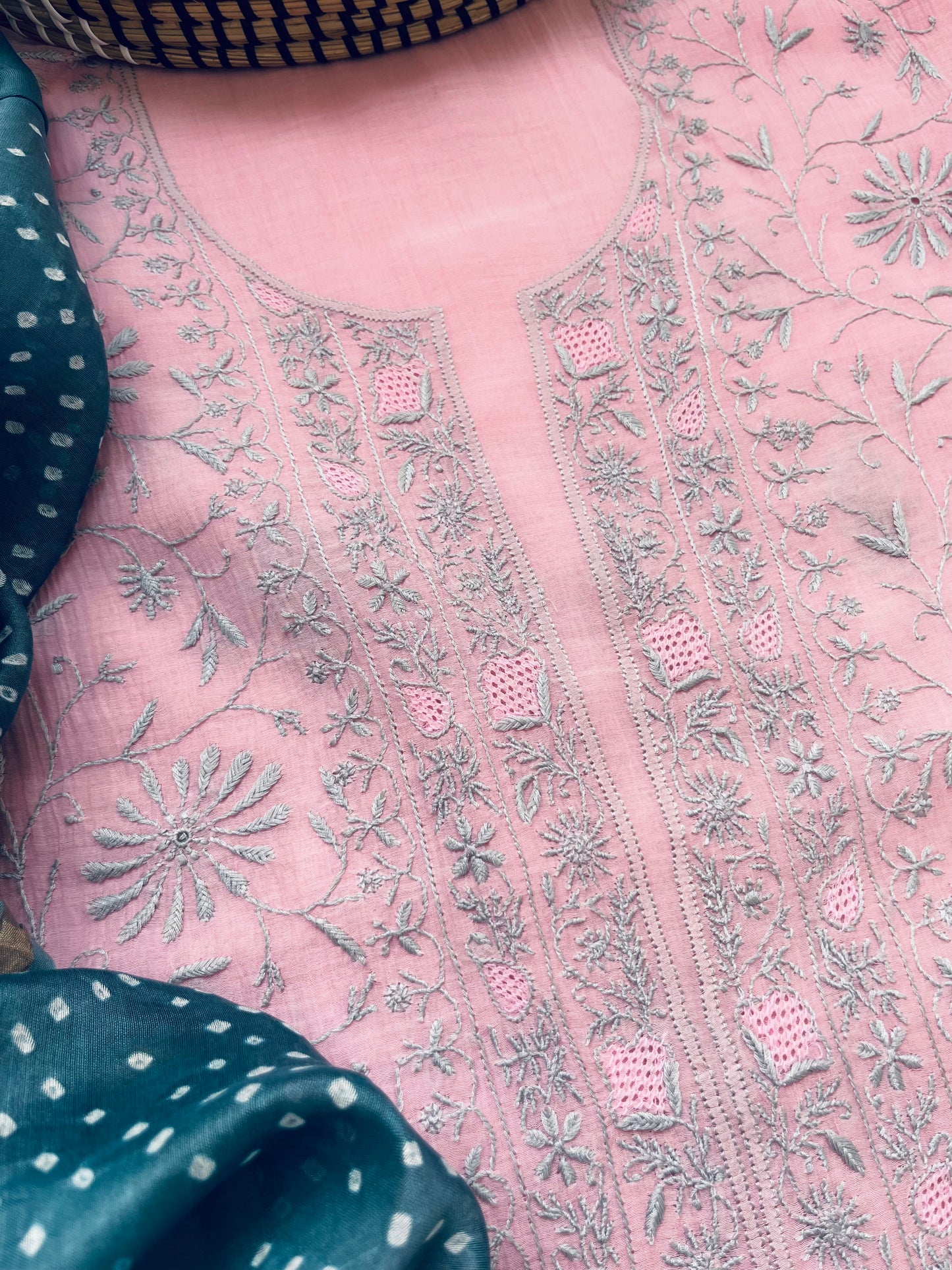 Bandhani Dupatta chanderi Chikankari Kurta