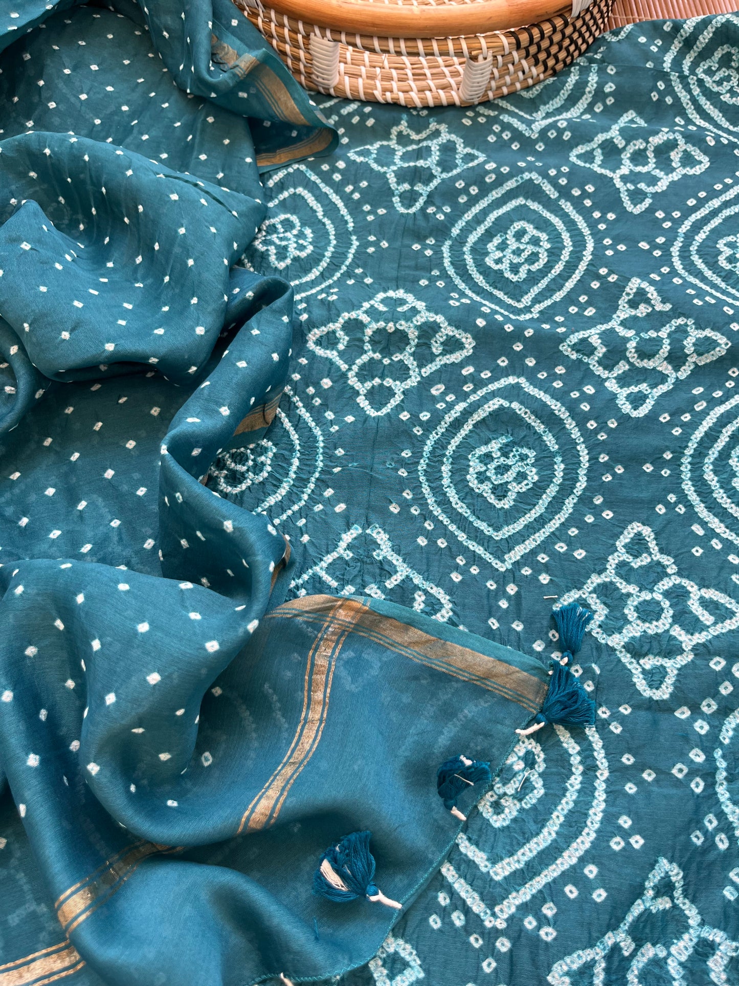 Bandhani kurta dupatta