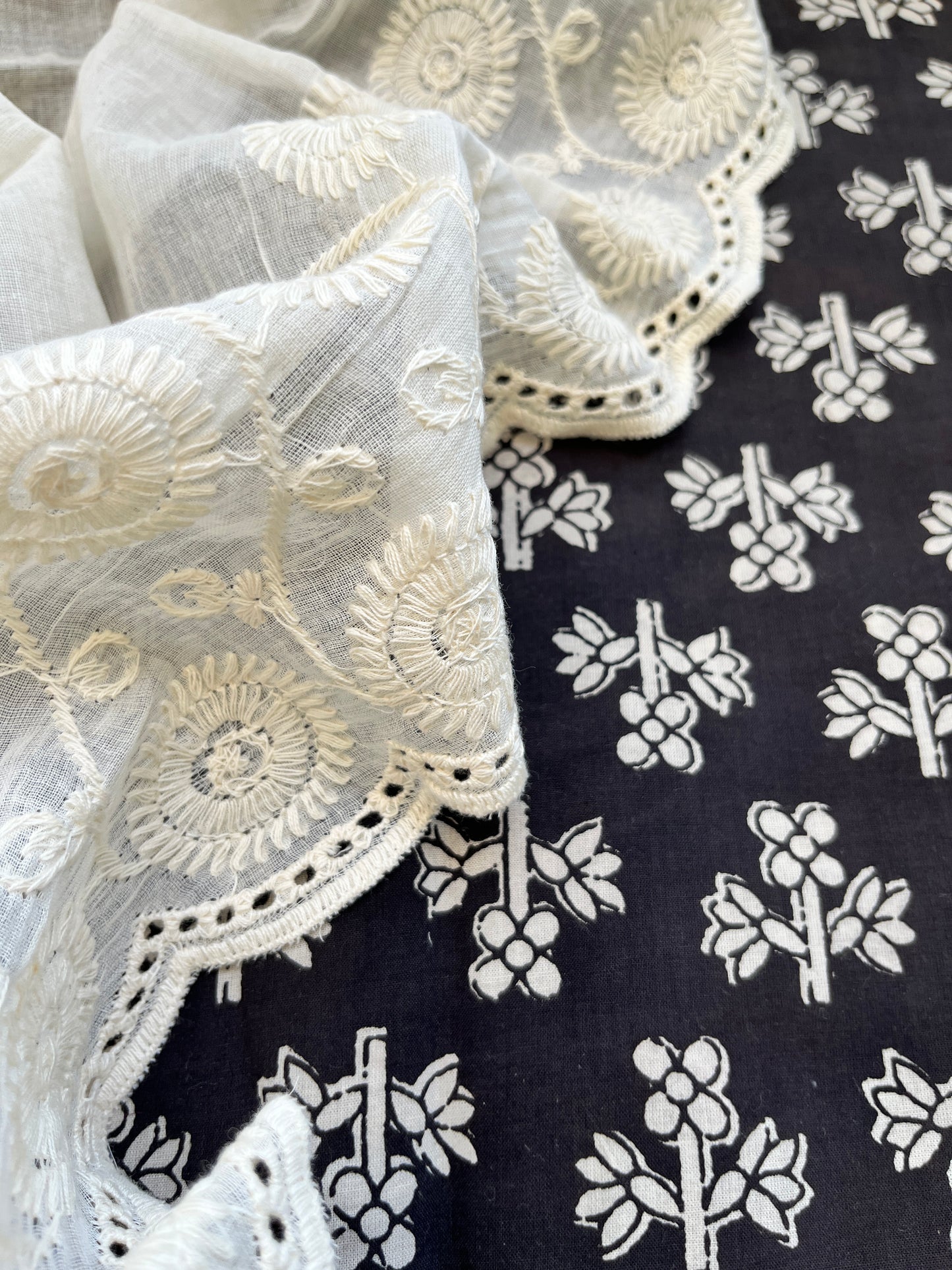 Kurta Bottom scalloped Dupatta