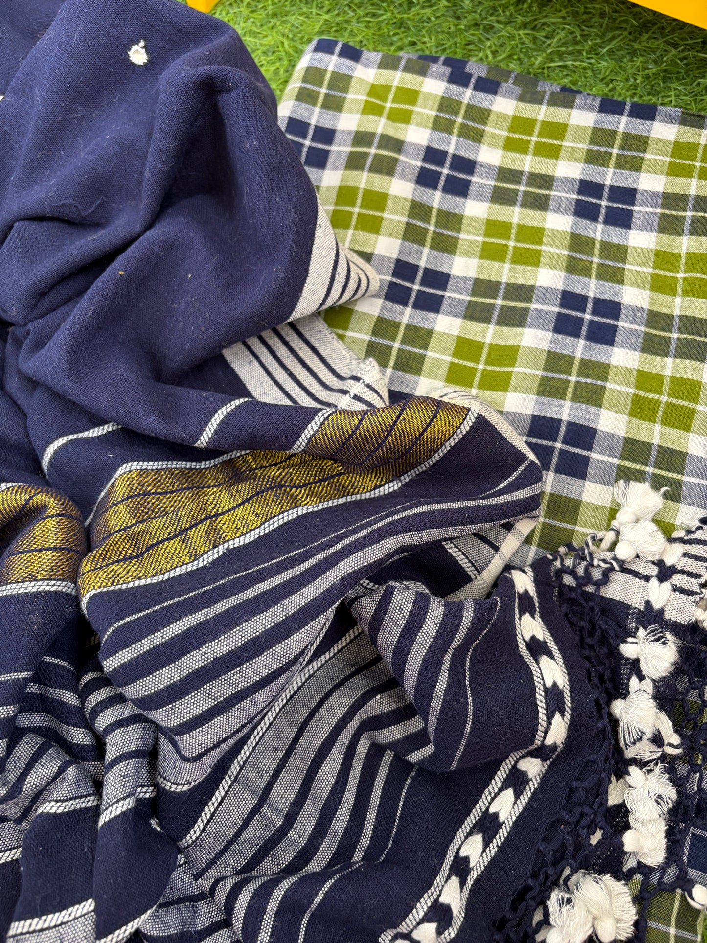 Handwoven check Kurta kala cotton bhujodi dupatta
