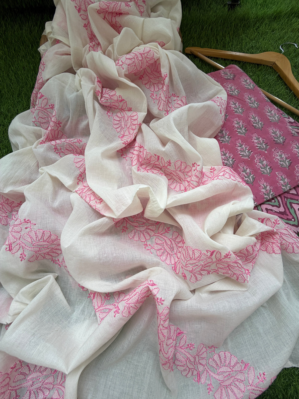 Cotton kurta bottom mul chikankari dupatta