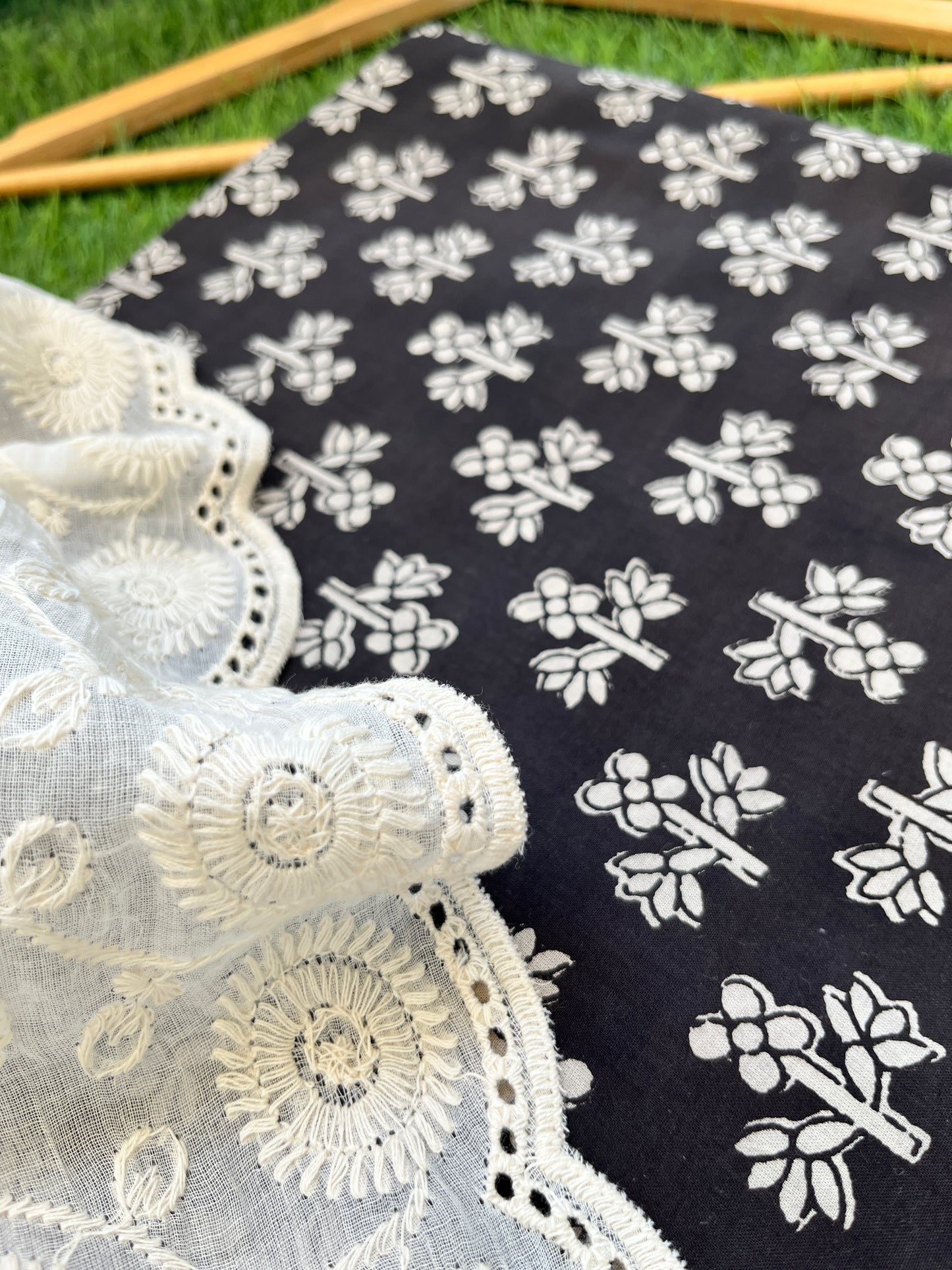 Kurta Bottom scalloped Dupatta