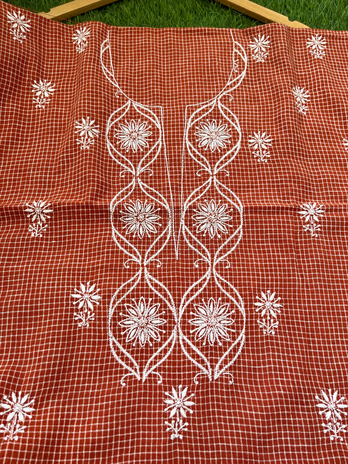 Chikankari kala cotton Kurta
