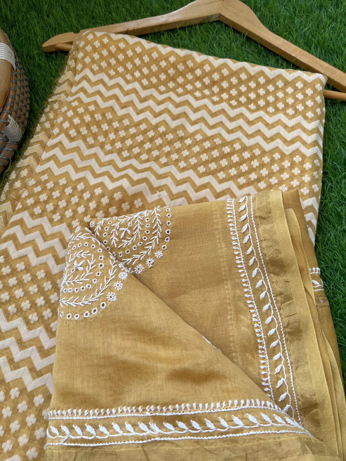 Jaamdani kurta chikankari dupatta