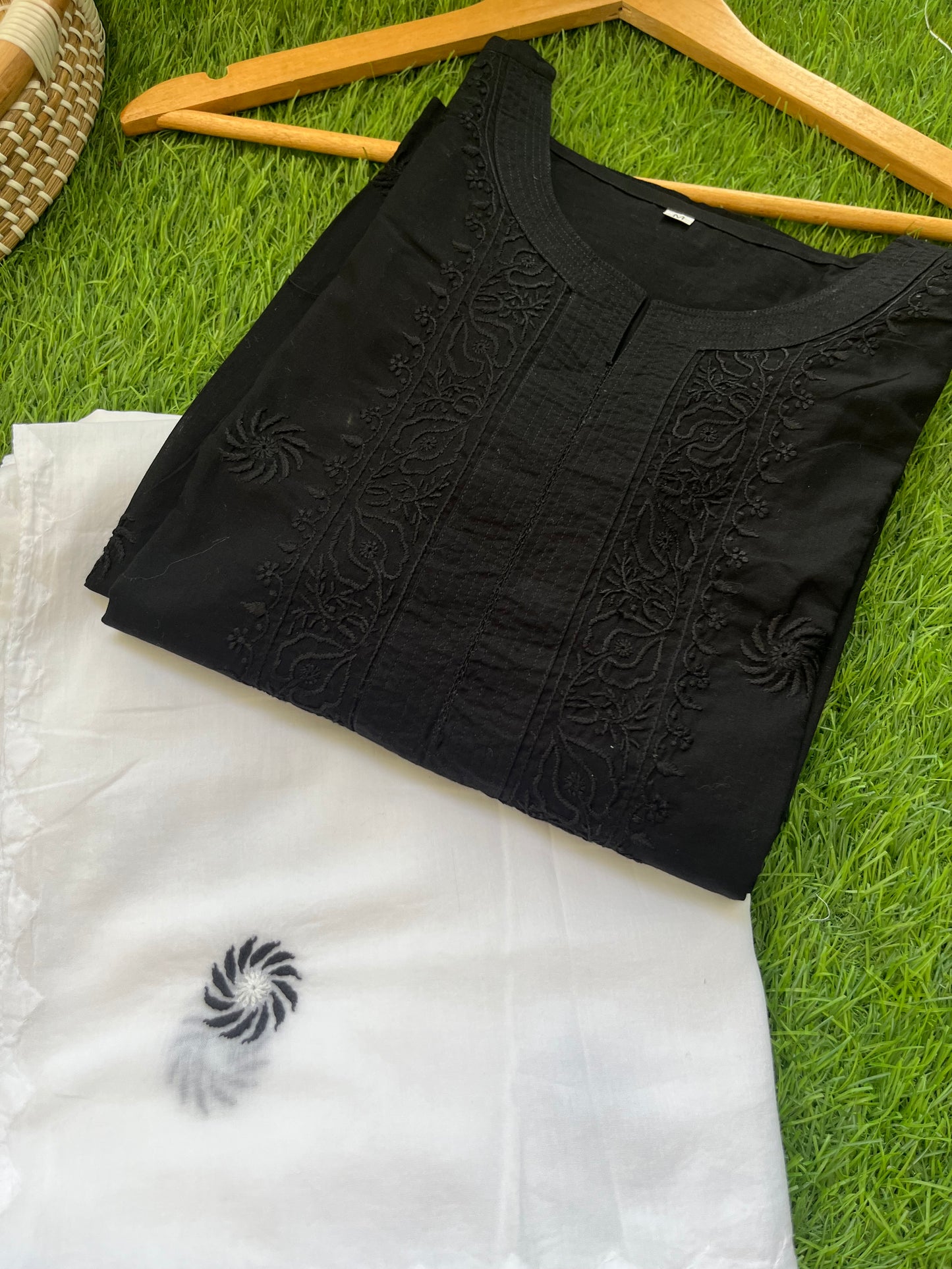 Cotton chikankari kurta dupatta