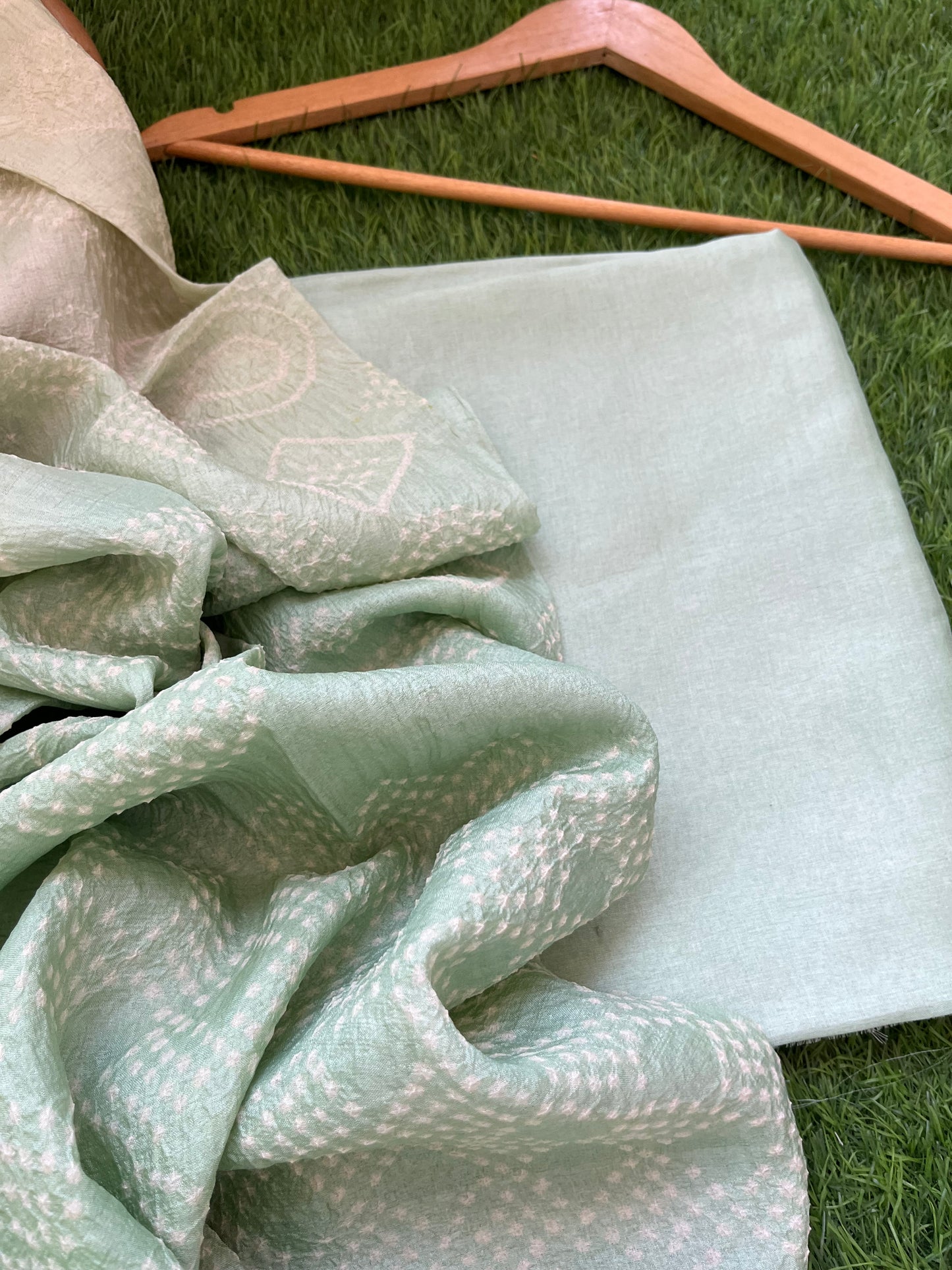 Tussar silk Bandhani dupatta plain kurta