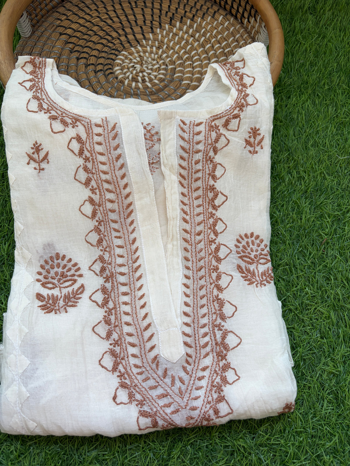 Chikankari daraz chanderi Kurta