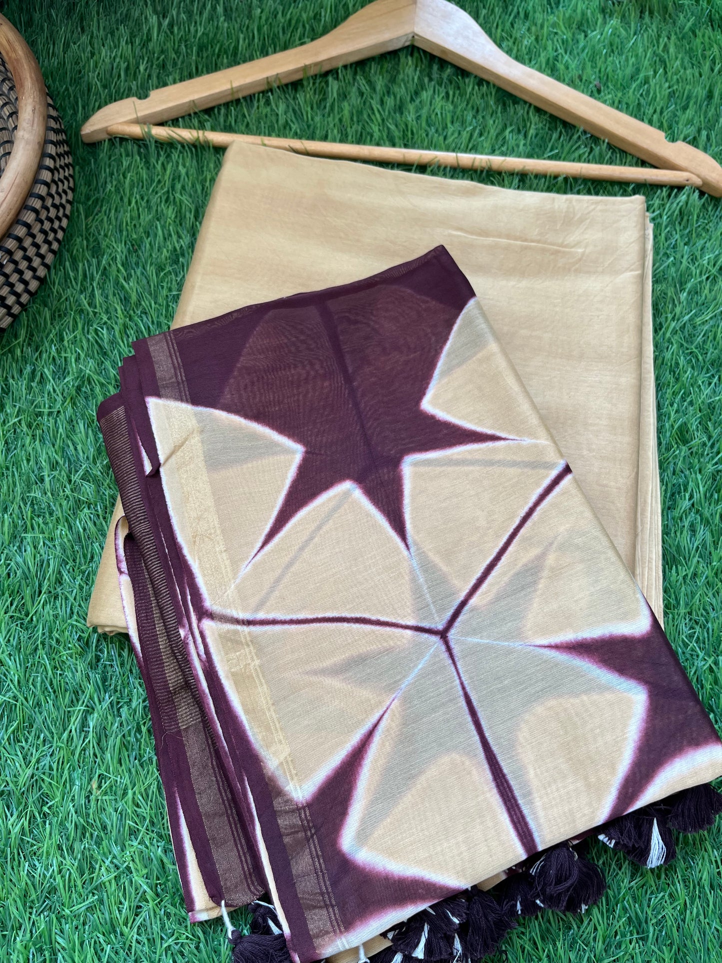 Chanderi Clamp Dye dupatta with plain fabric