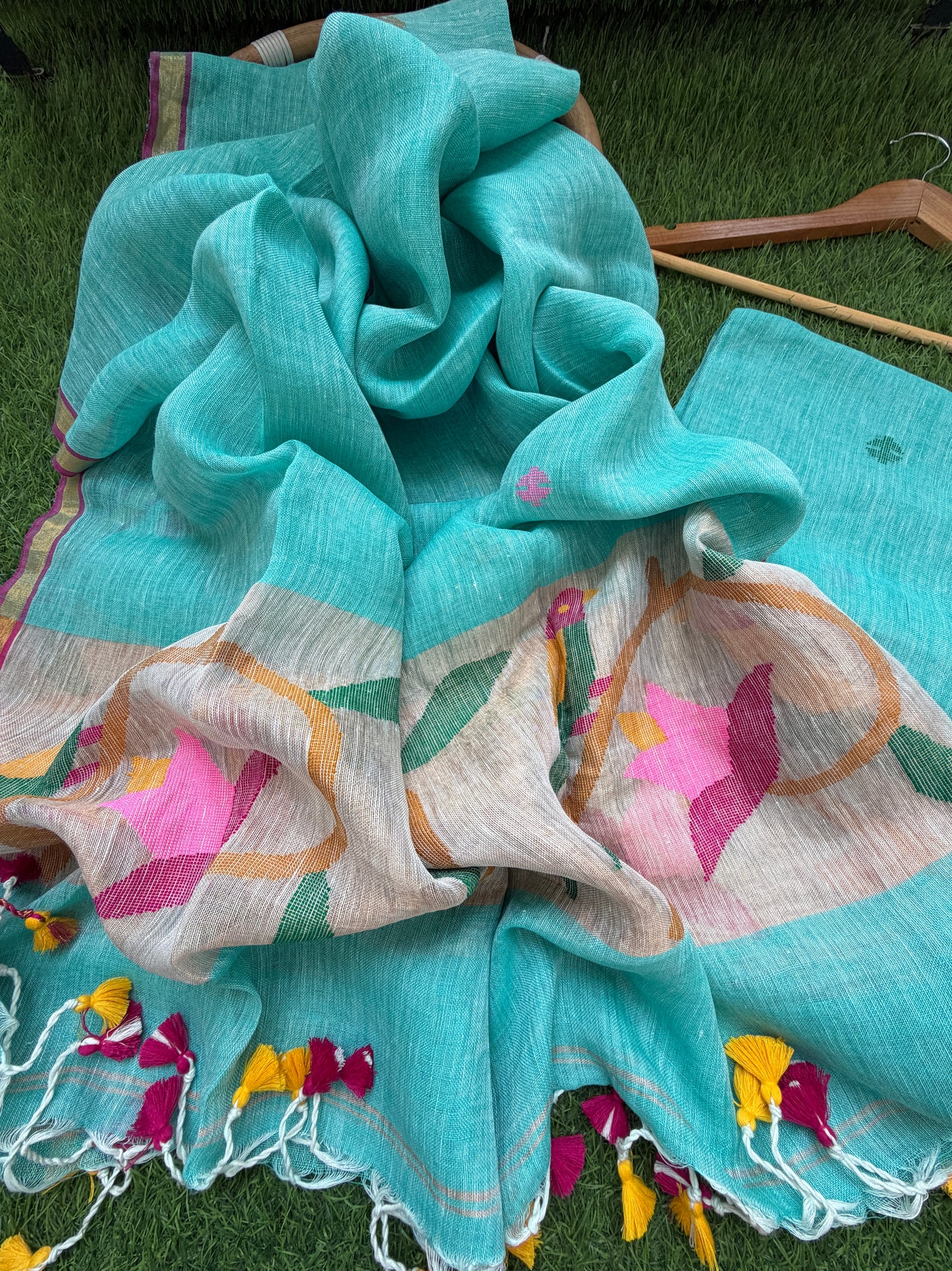 Linen Jaamdani kurta dupatta