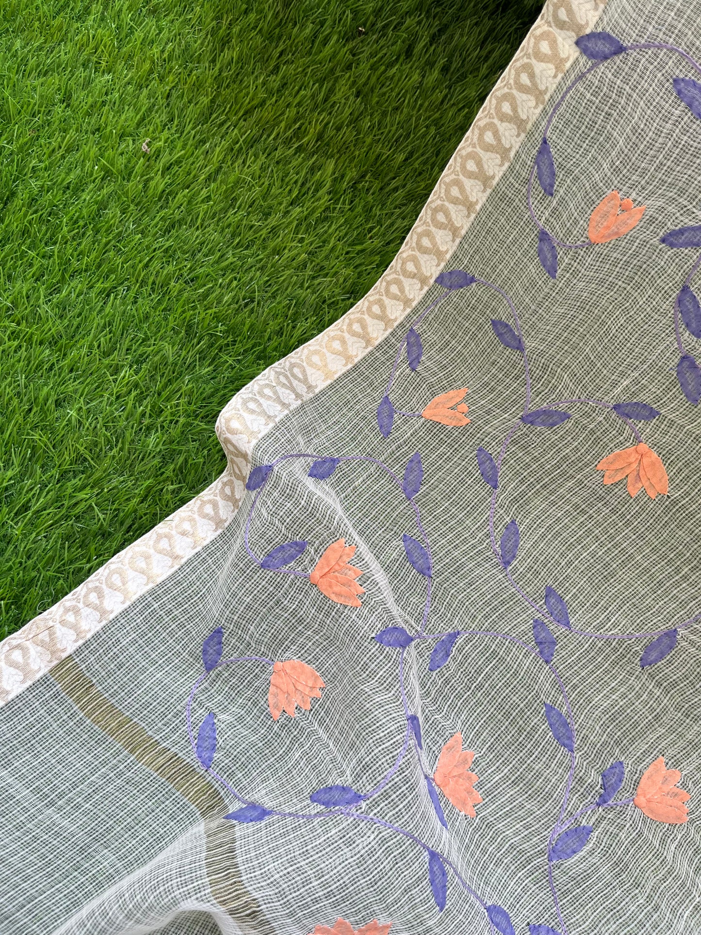 Patti kaam dupatta