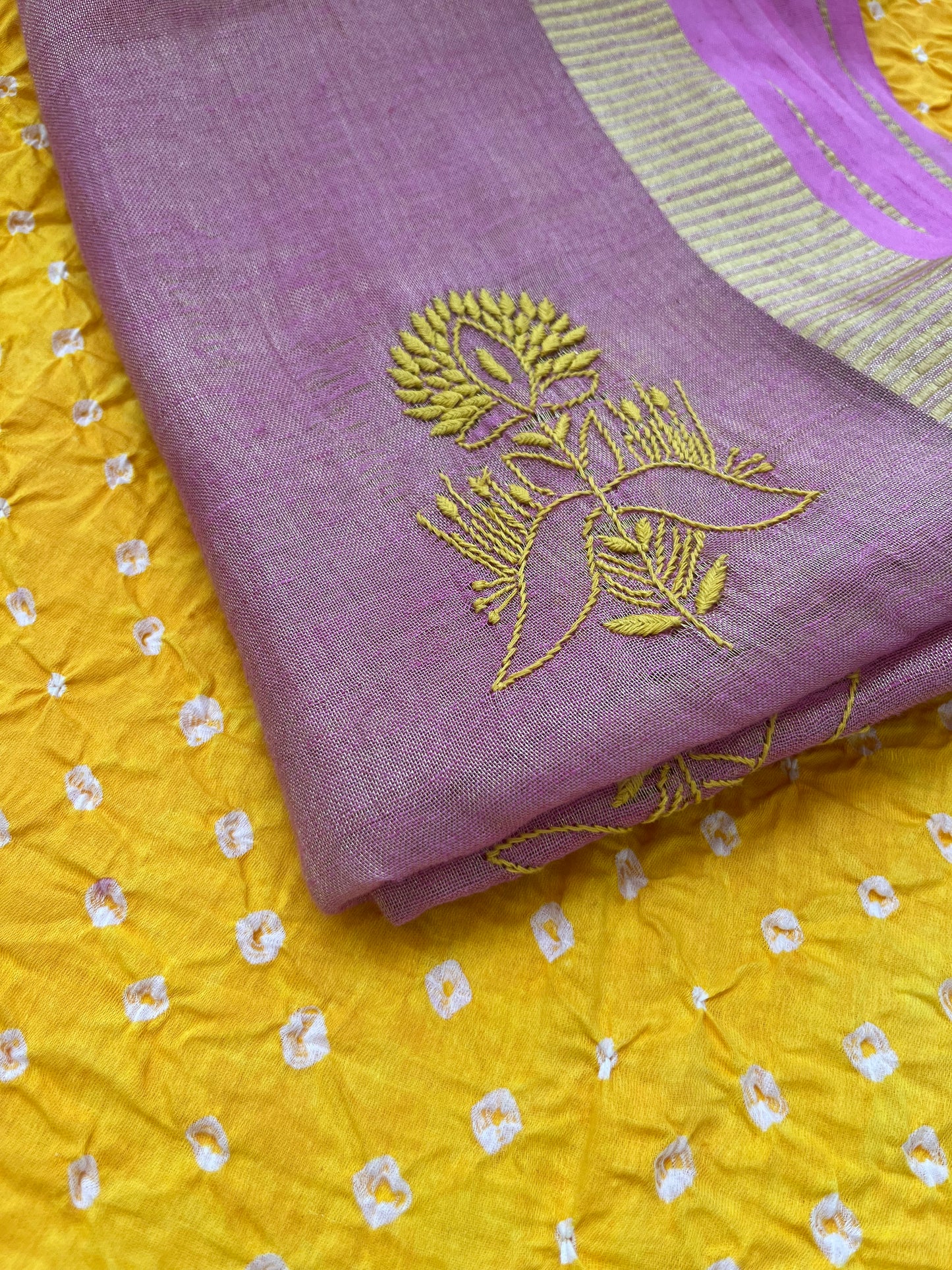 Bandhani kurta chikankari Dupatta