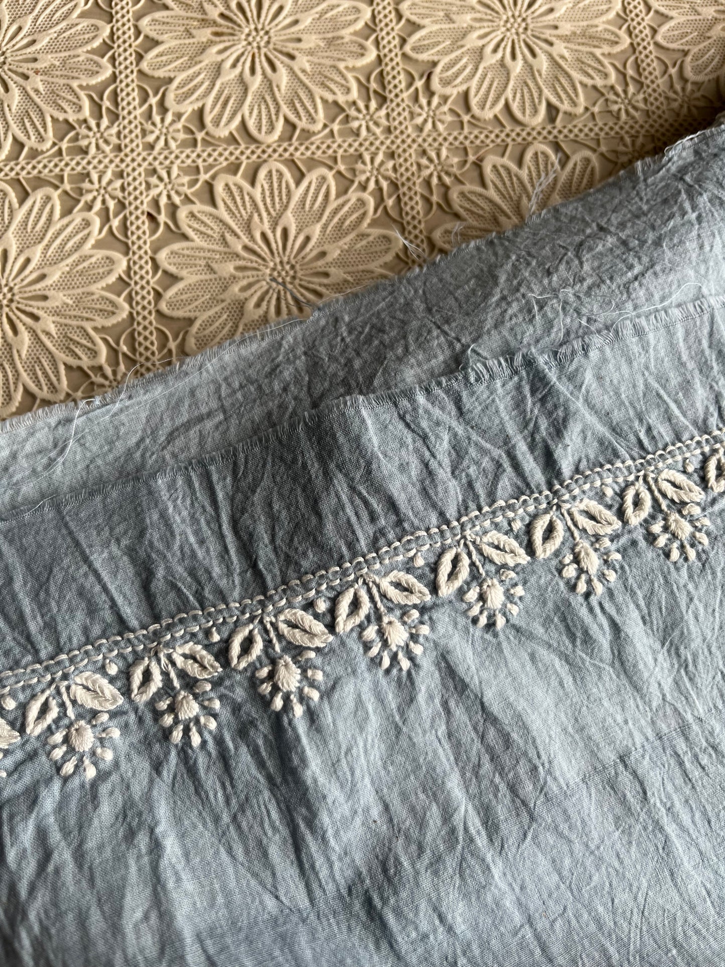 Kala cotton chikan kurta