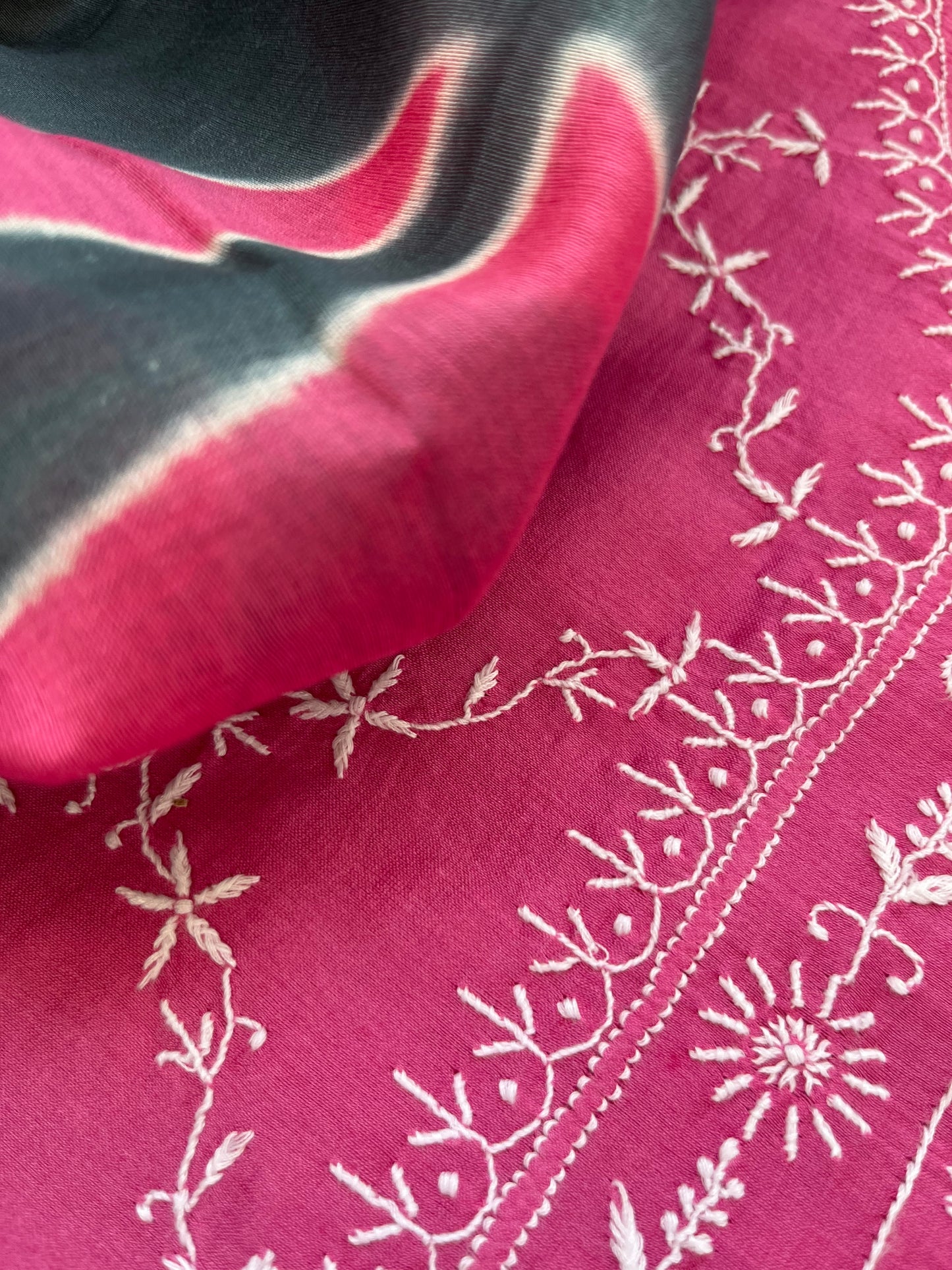 Chanderi Chikankari Kurta clamp dye Dupatta